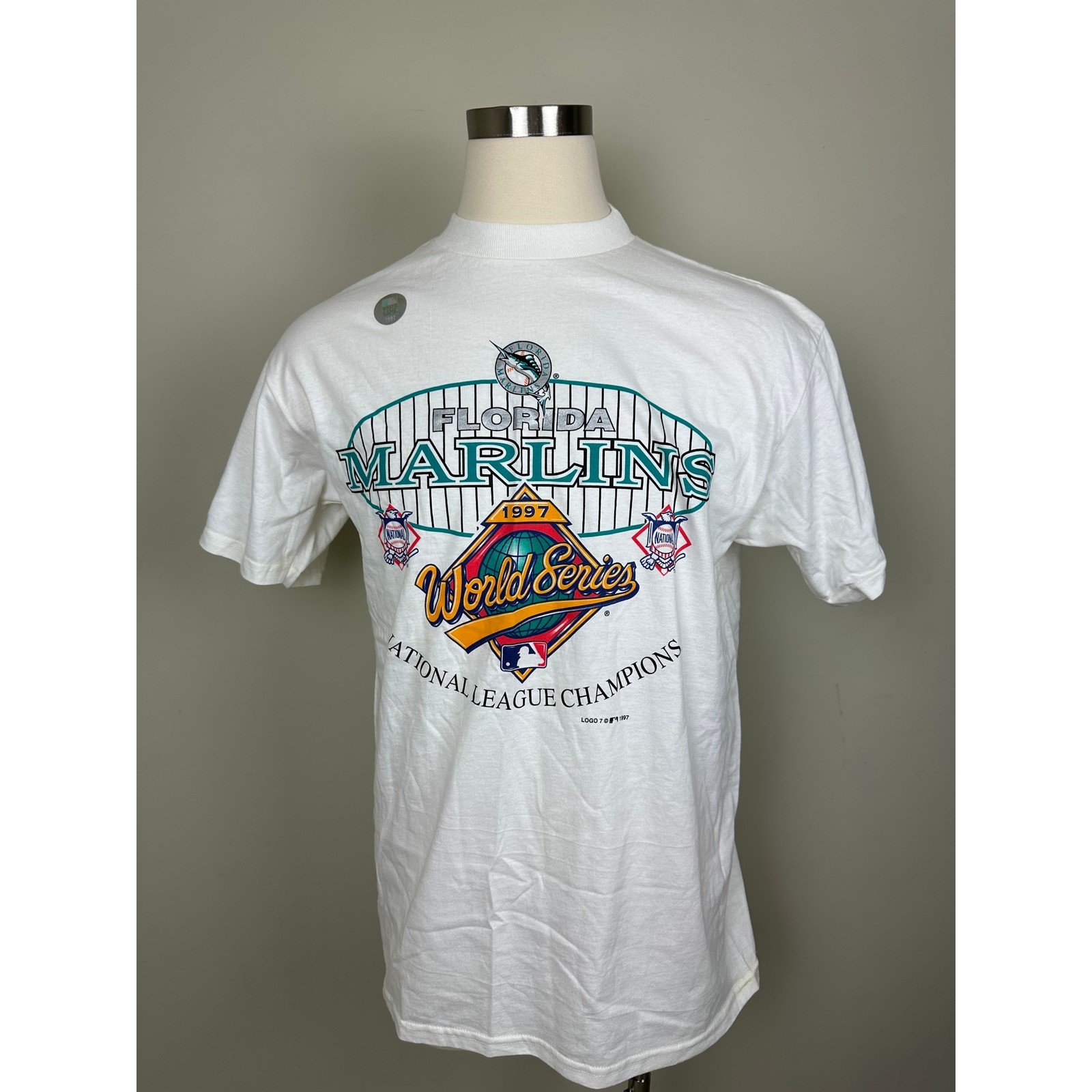 Vintage 90s 7 Florida Marlins T Shirt L NOS 1997 World Series NL Champions