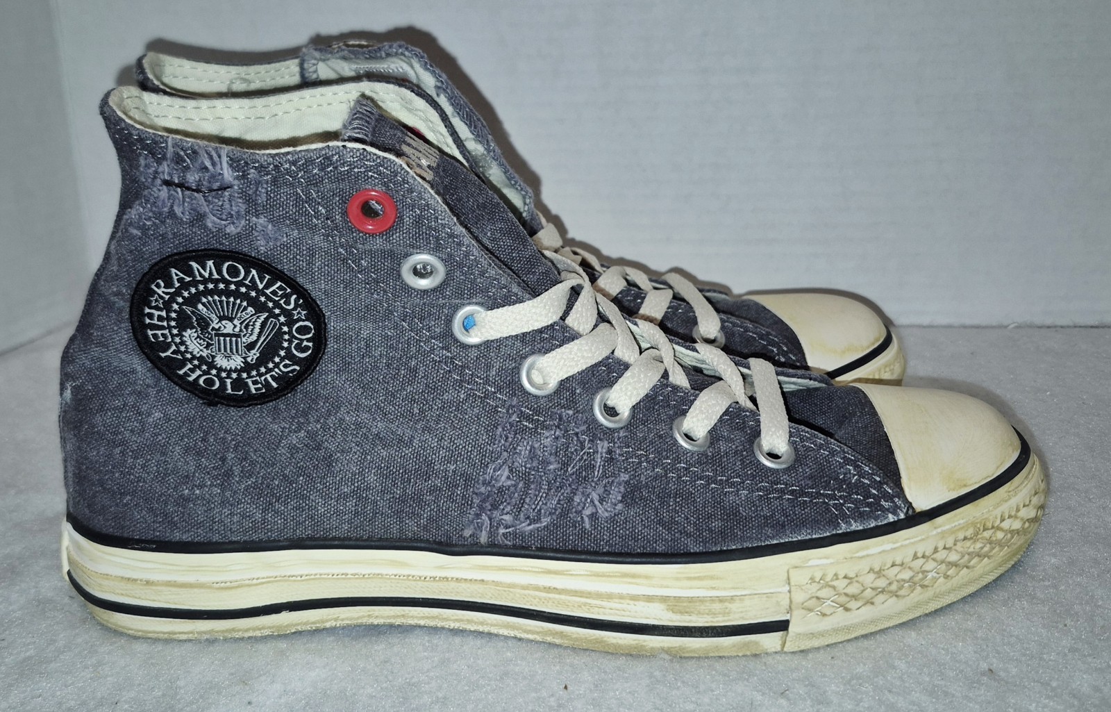 2007 CONVERSE RAMONES PROJECT RED High Tops Mens Size 6 Women’s 8 RARE!