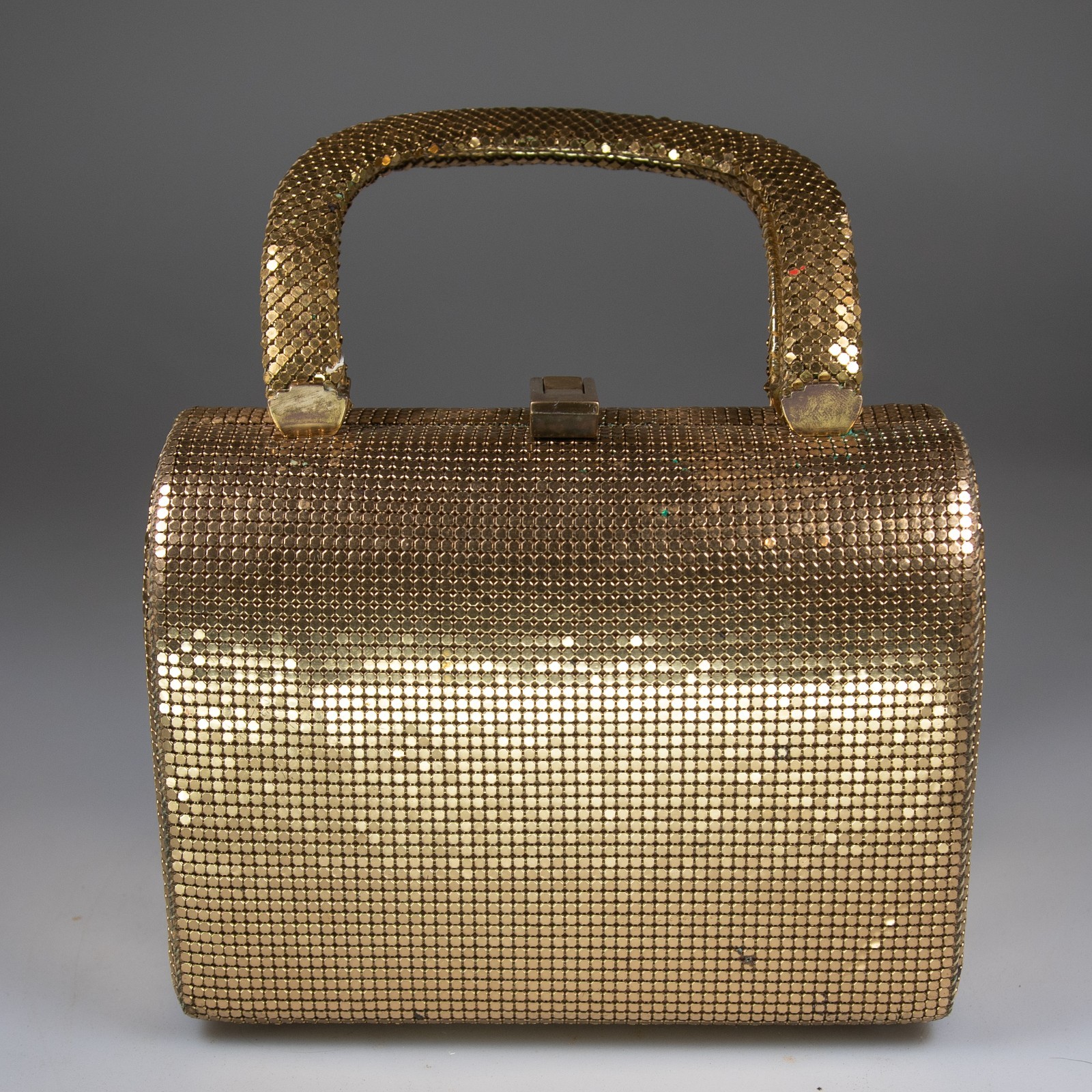 Vintage GLOMESH gold box satchel style bag – late 1960s – clasp closure