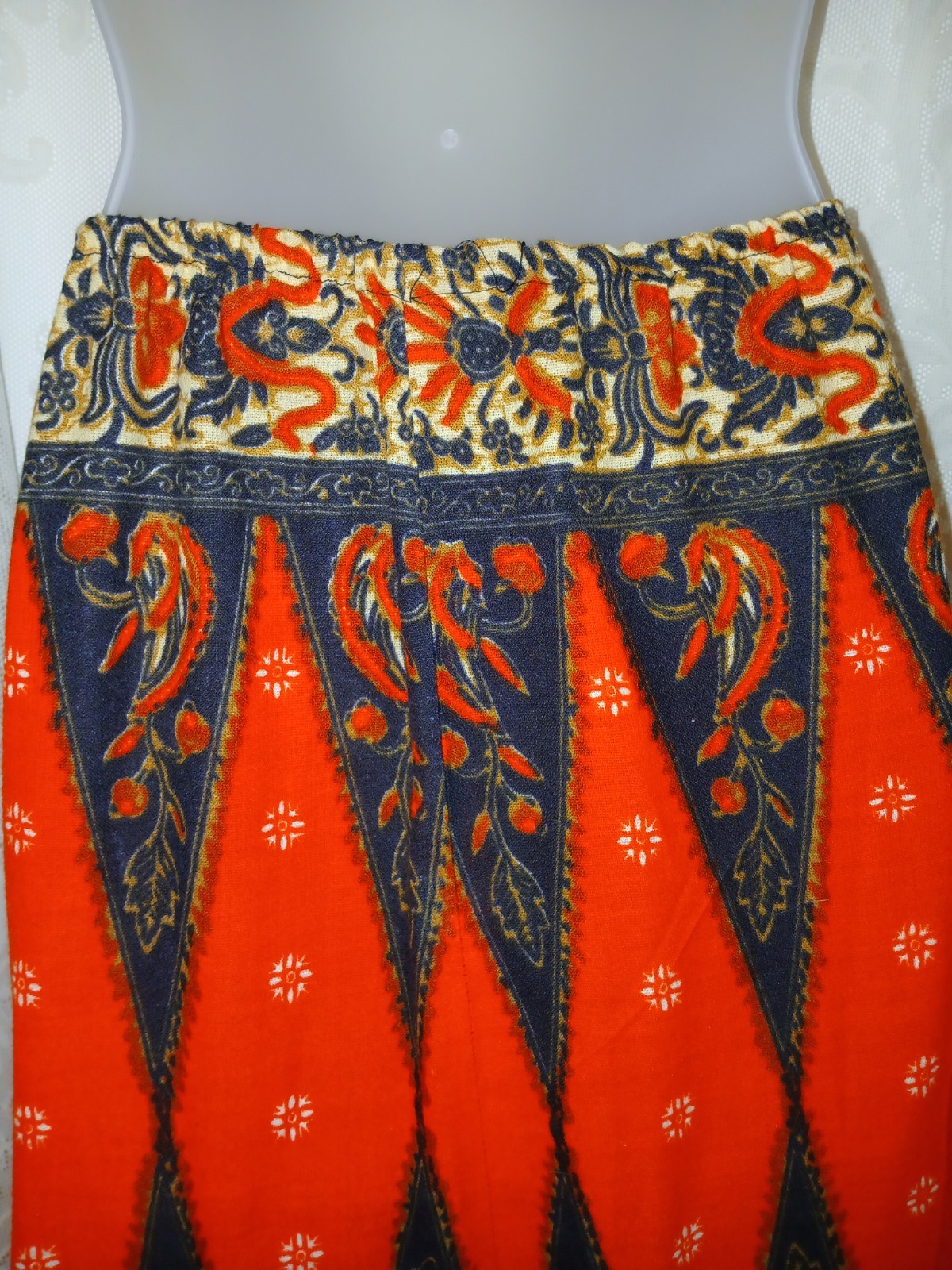 Vintage 60s Psychedelic Red Paisley Bohemian Black Fringed Felt Maxi Skirt L