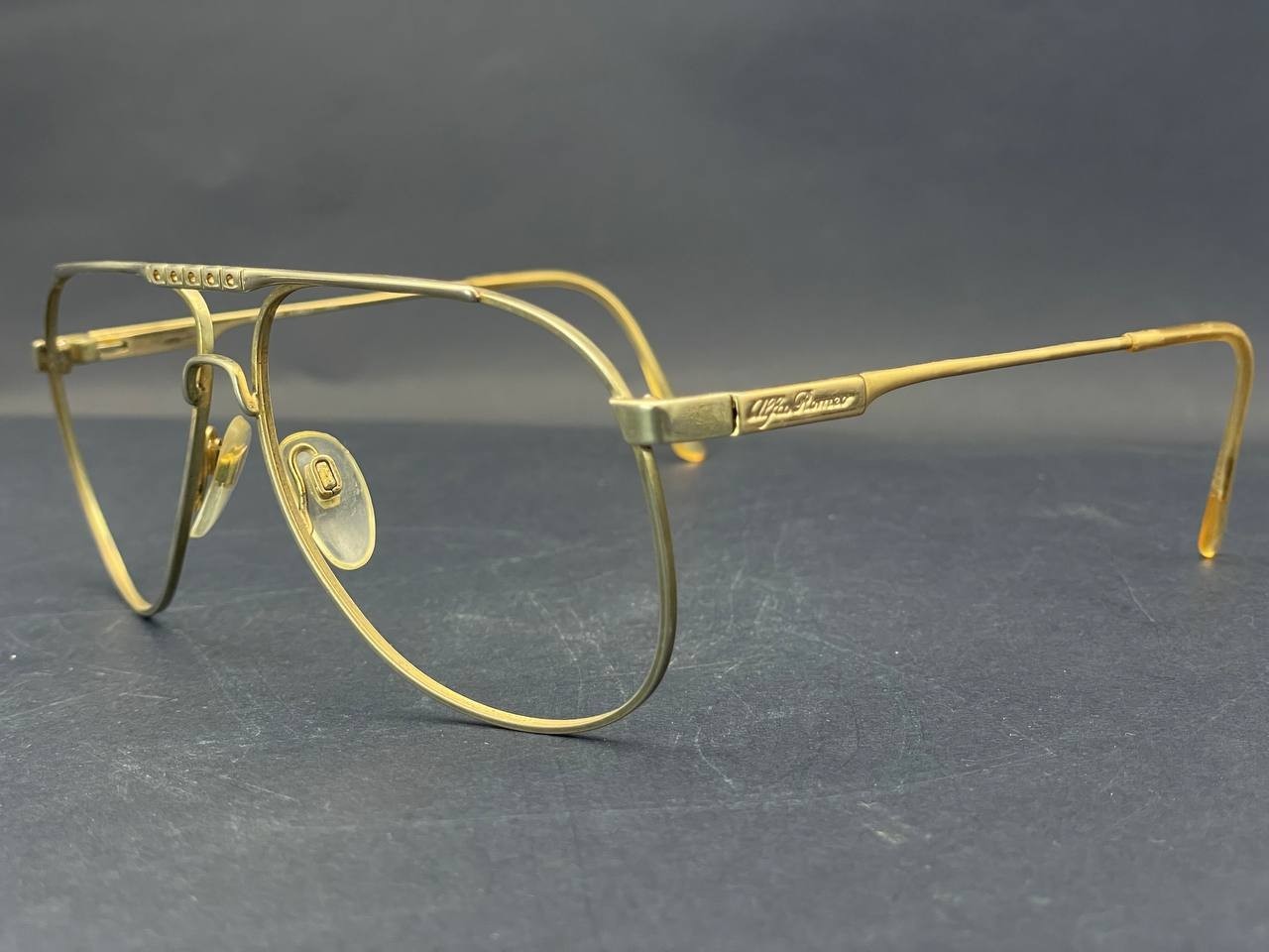 Vintage Alfa Romeo 49-4903 Aviator Eyeglasses Gold Metal Frame Italy 49-20 140