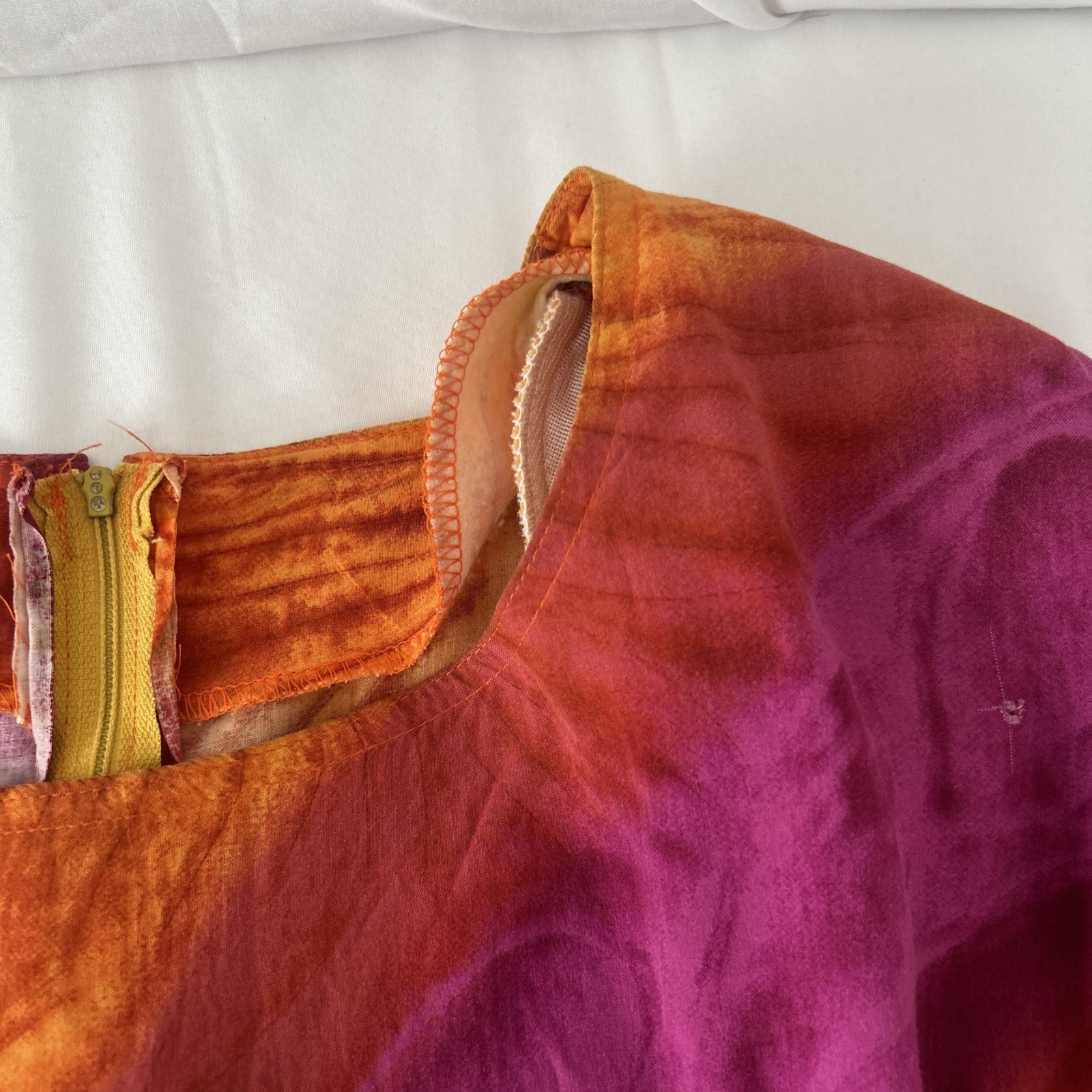 1980’s Homemade Psychedelic Sunburst Caftan Hippie Tye-dye Maxi Dress S-22-24W