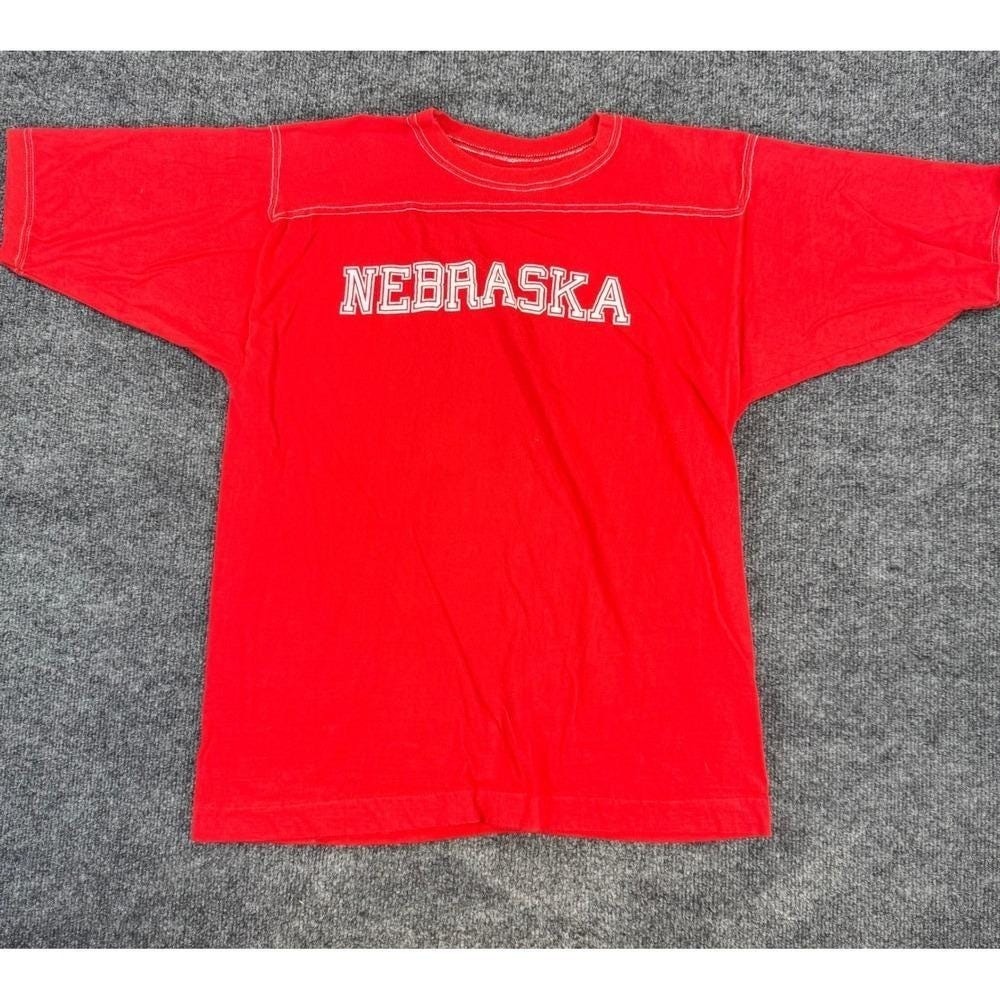 Vintage Nebraska Huskers T-Shirt Red Contrast Stitch Collegiate Graphic Tee