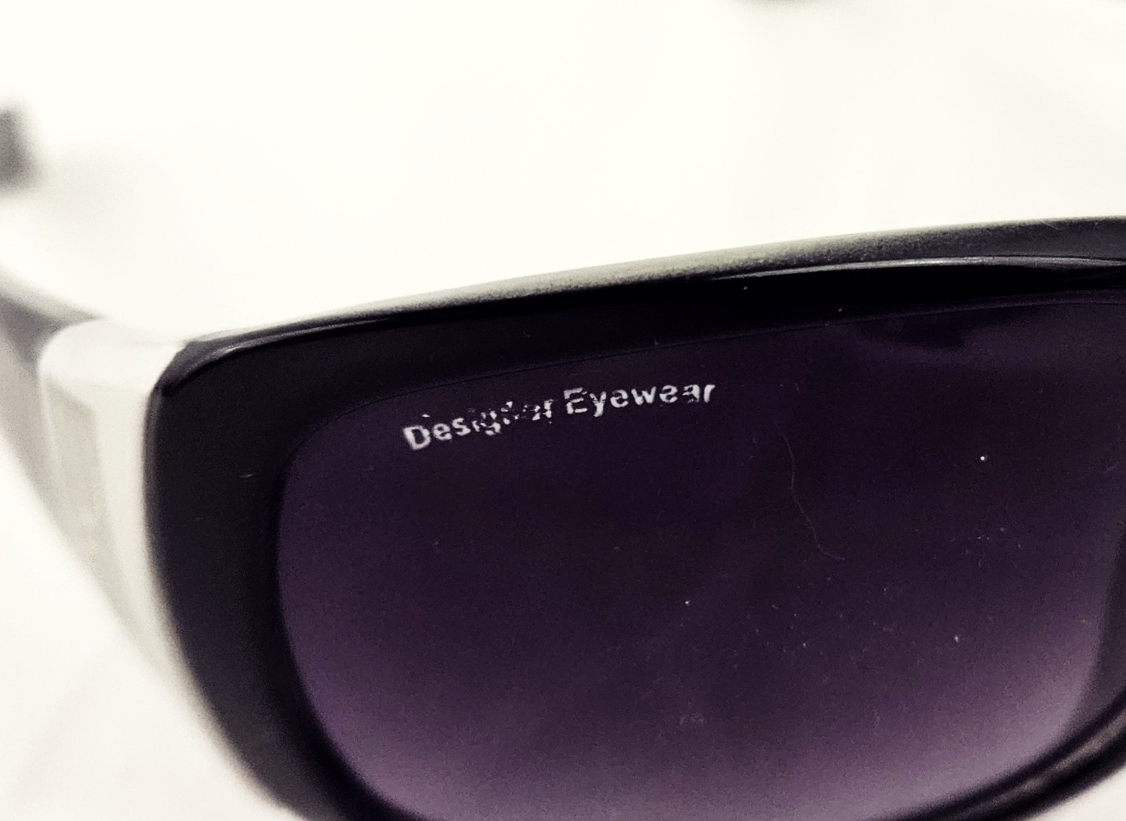 Designer Eyewear DE 0034 Sunglasses Adult Unisex Black Wrap Around Sun Glasses