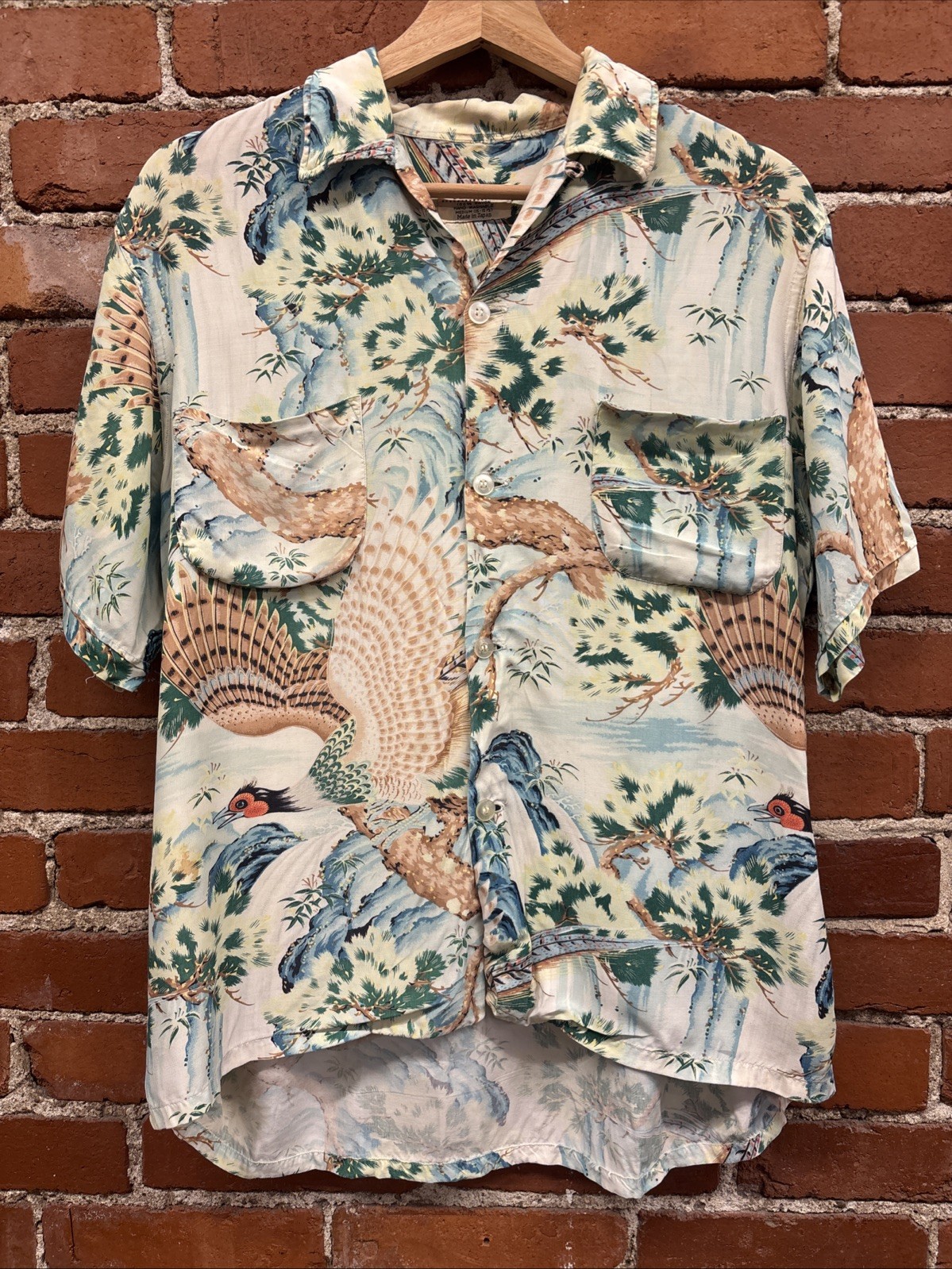 Vintage 50s Penneys Rayon Hawaiian Shirt Loop Collar Pattern Bird Trees Japan M