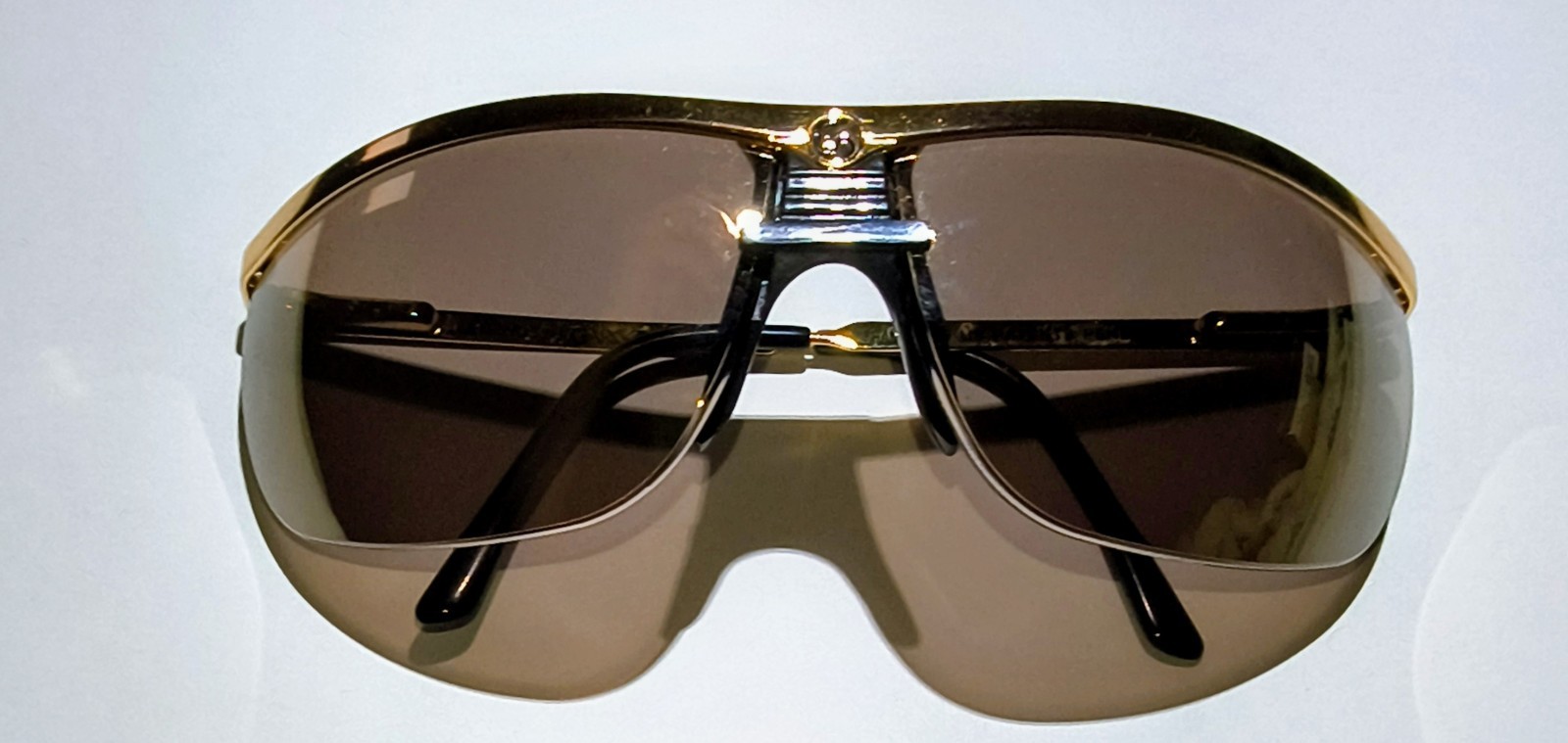 NEW Vintage Gargoyles Legends Wrap Sunglasses 22k Gold Frame Amber Lenses