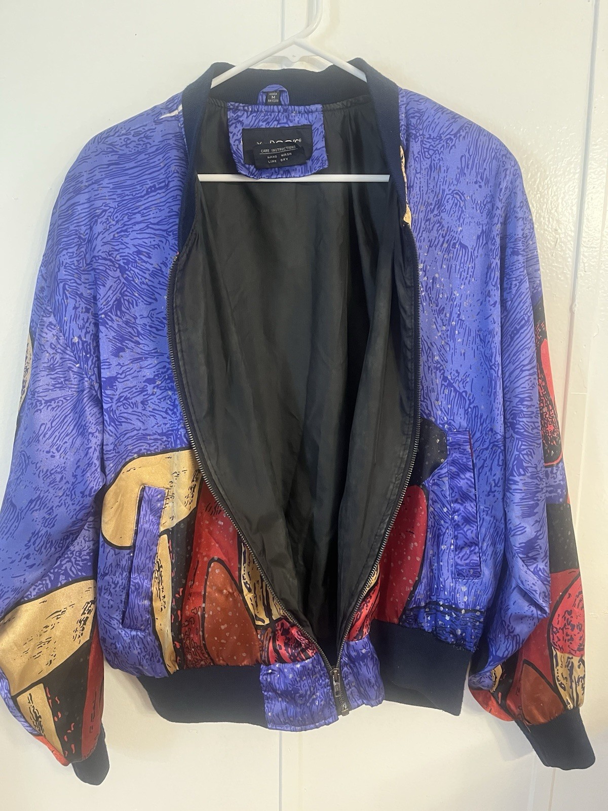 90’s VINTAGE ONE OWNER PICASSO POP ART BOMBER ZIPPER JACKET MED.