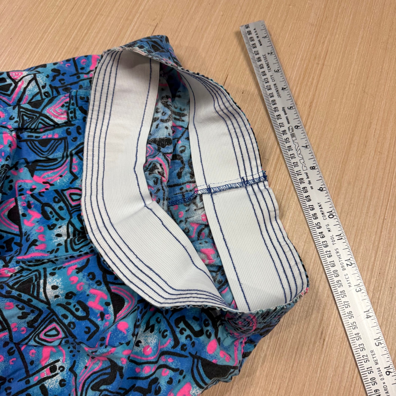 Vintage 80s aop Funky Tribal Shorts All Over Print Large fresh prince Surf 90s