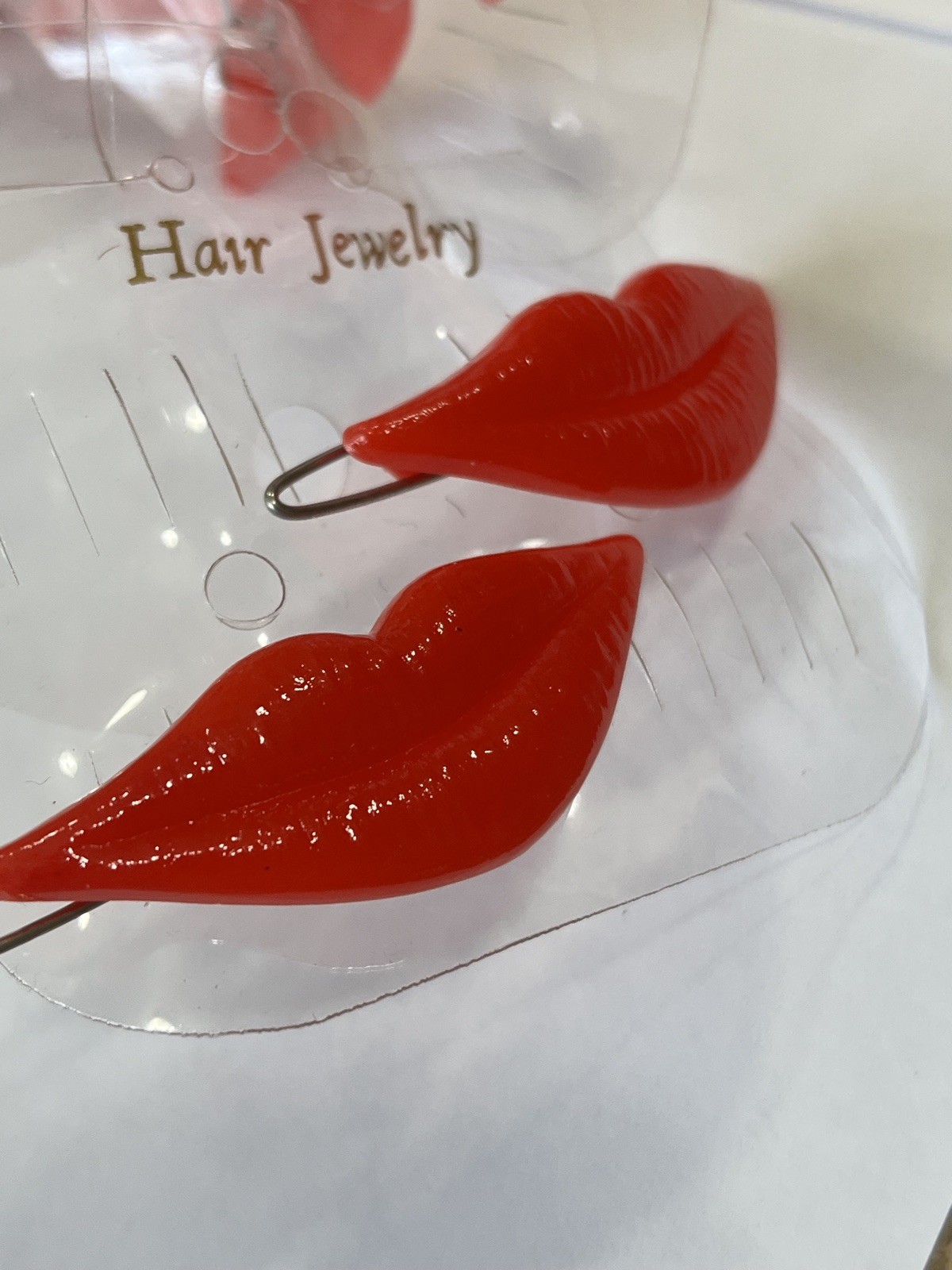 Hair Clip Barrette Pin METAL Back Red kissing lips lip Set Vintage 70’s 80’s NOS
