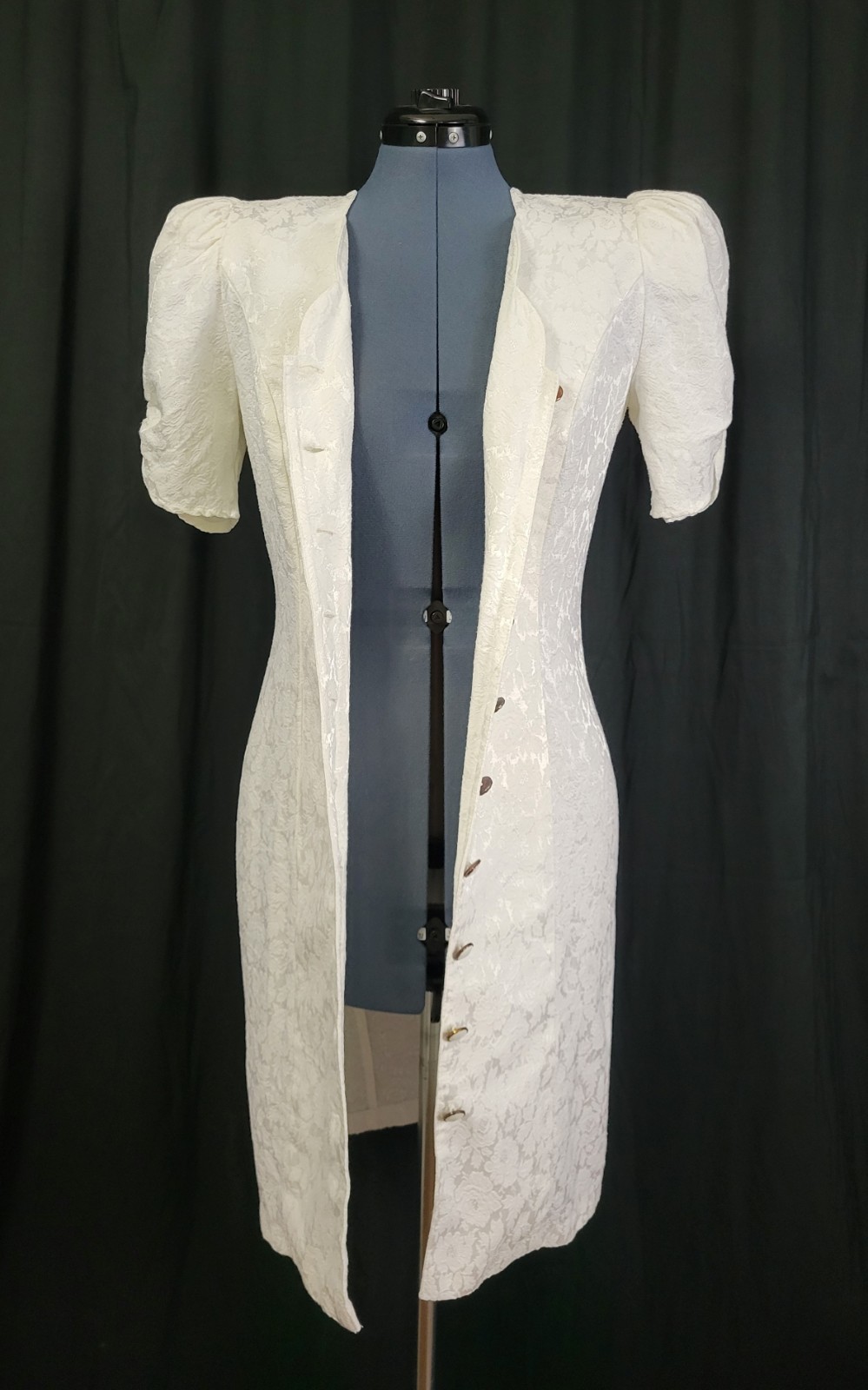 Vintage All That Jazz Cream Brocade Sheath Dress w Button Down Size 9/10