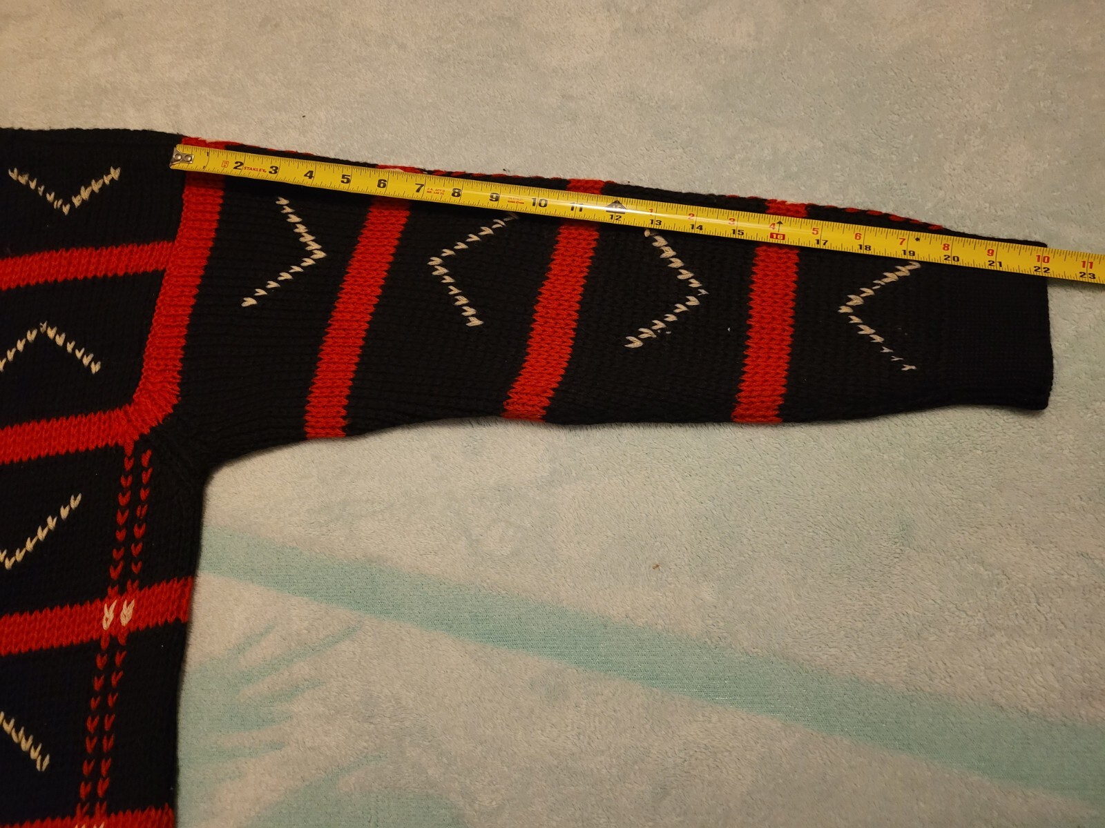 Vintage 100% Wool Men’s Sweater Made In Italy 1970’s Size 50 (Medium)