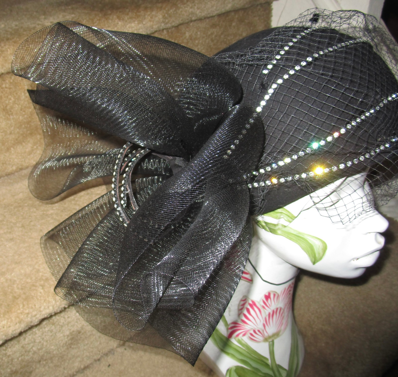 Vtg DON ANDERSON Doeskin Felt Black Hat w/ Net Face Covering & Large POUF