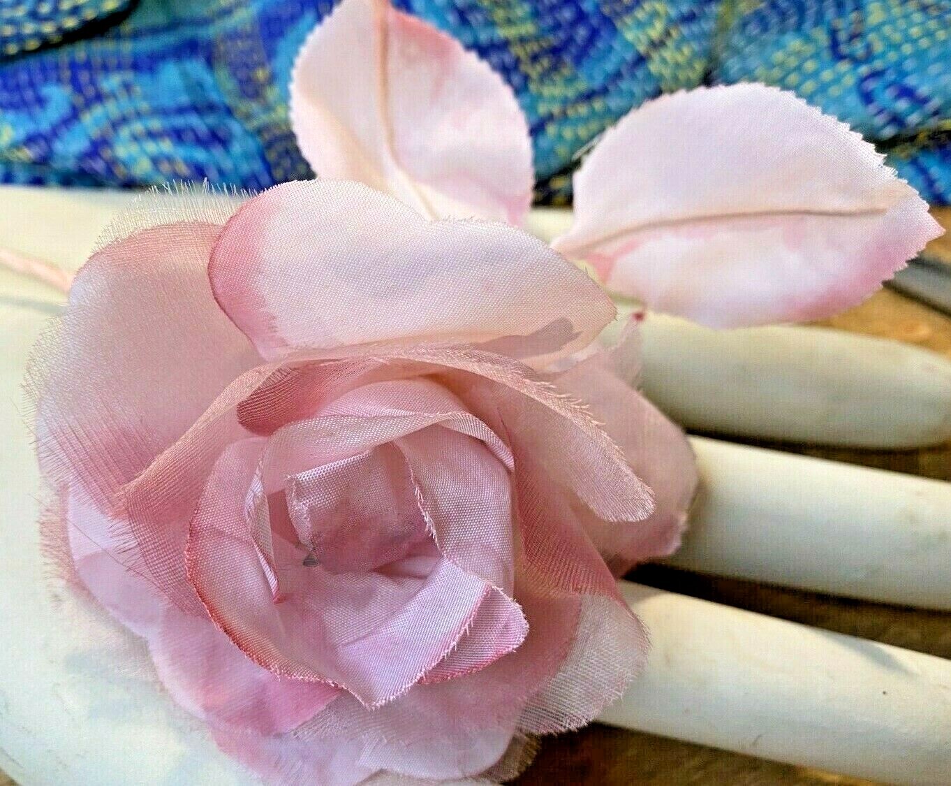 vintage silk 1950s organza 3″ pink rose leaves 1pc made in Czechoslovakia