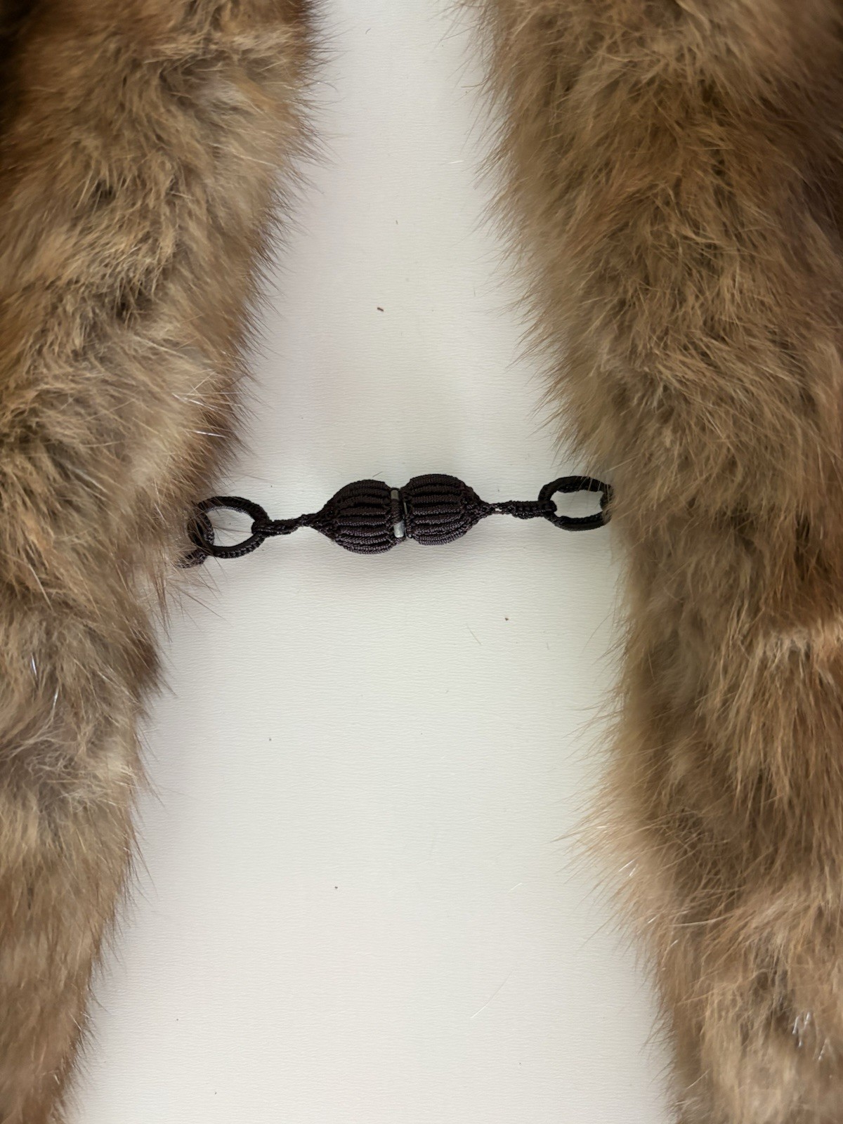 Vintage 1940s Genuine Full Pelt Mink Stole, Four 32” Long Pelts, Snap Closure