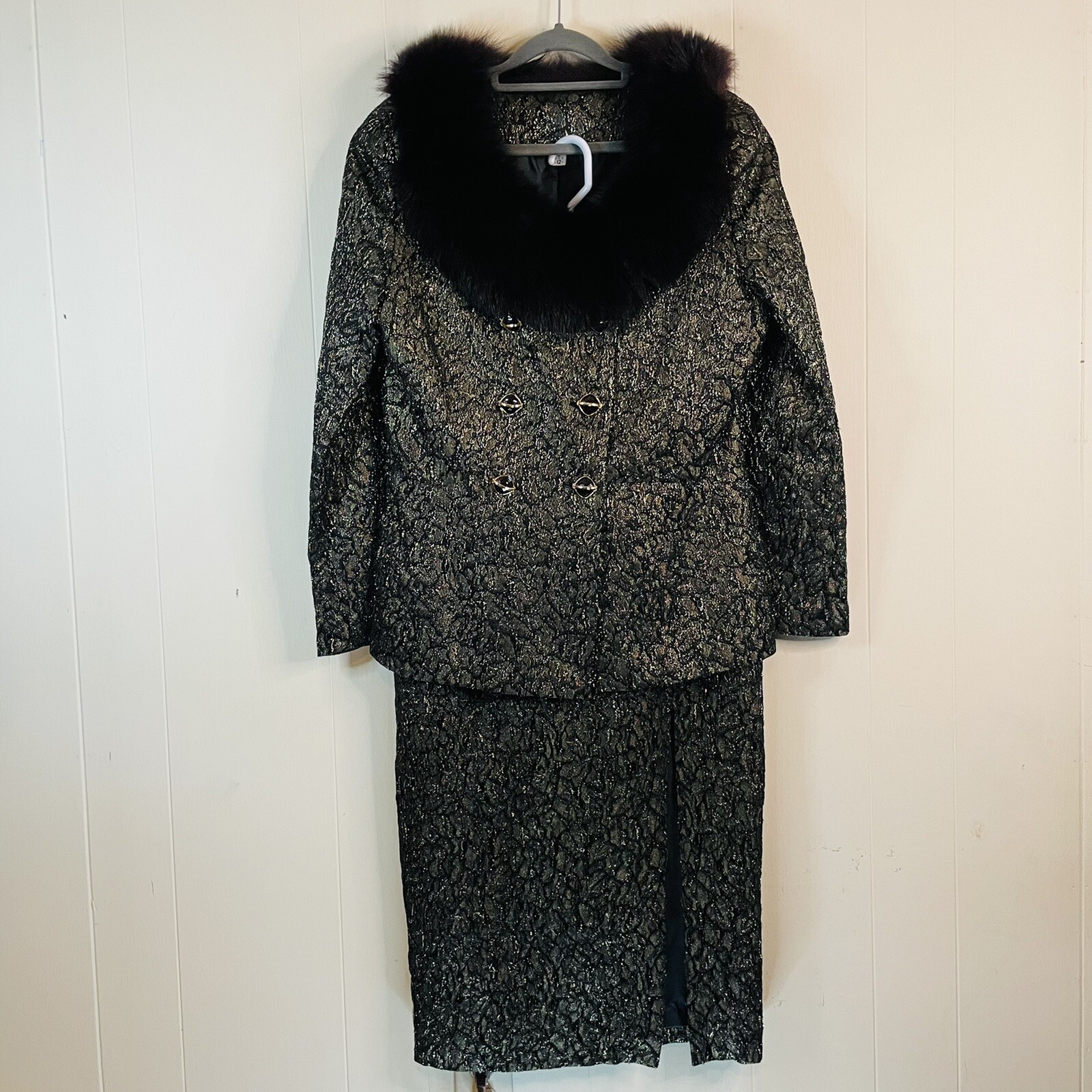 Vintage 60s Skirt Suit Set Metallic Black Gold Fur Collar Women’s Size M/L