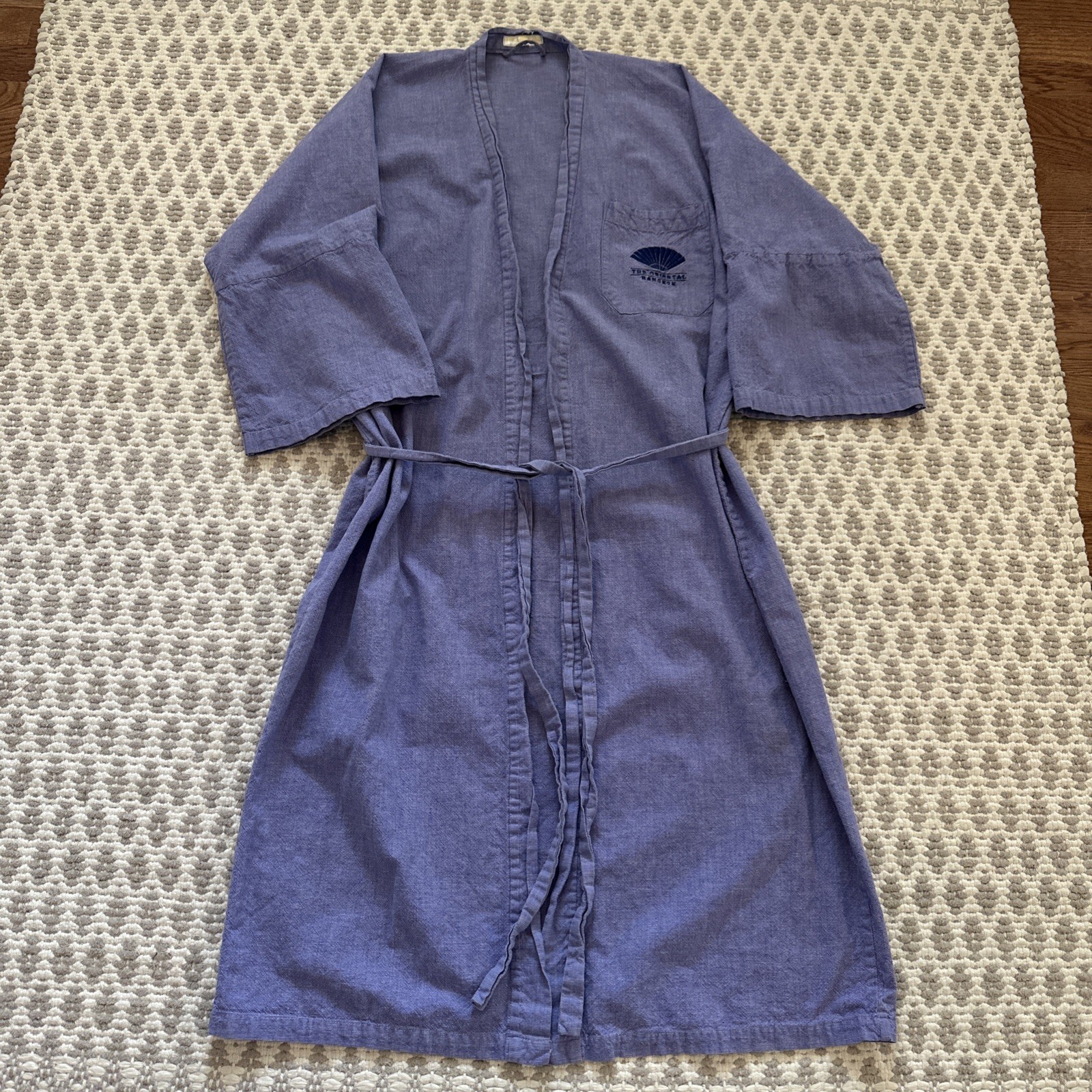 VINTAGE “ORIENTAL BANGKOK HOTEL” PURPLE CRISP COTTON LOUNGE ROBE UNISEX LARGE