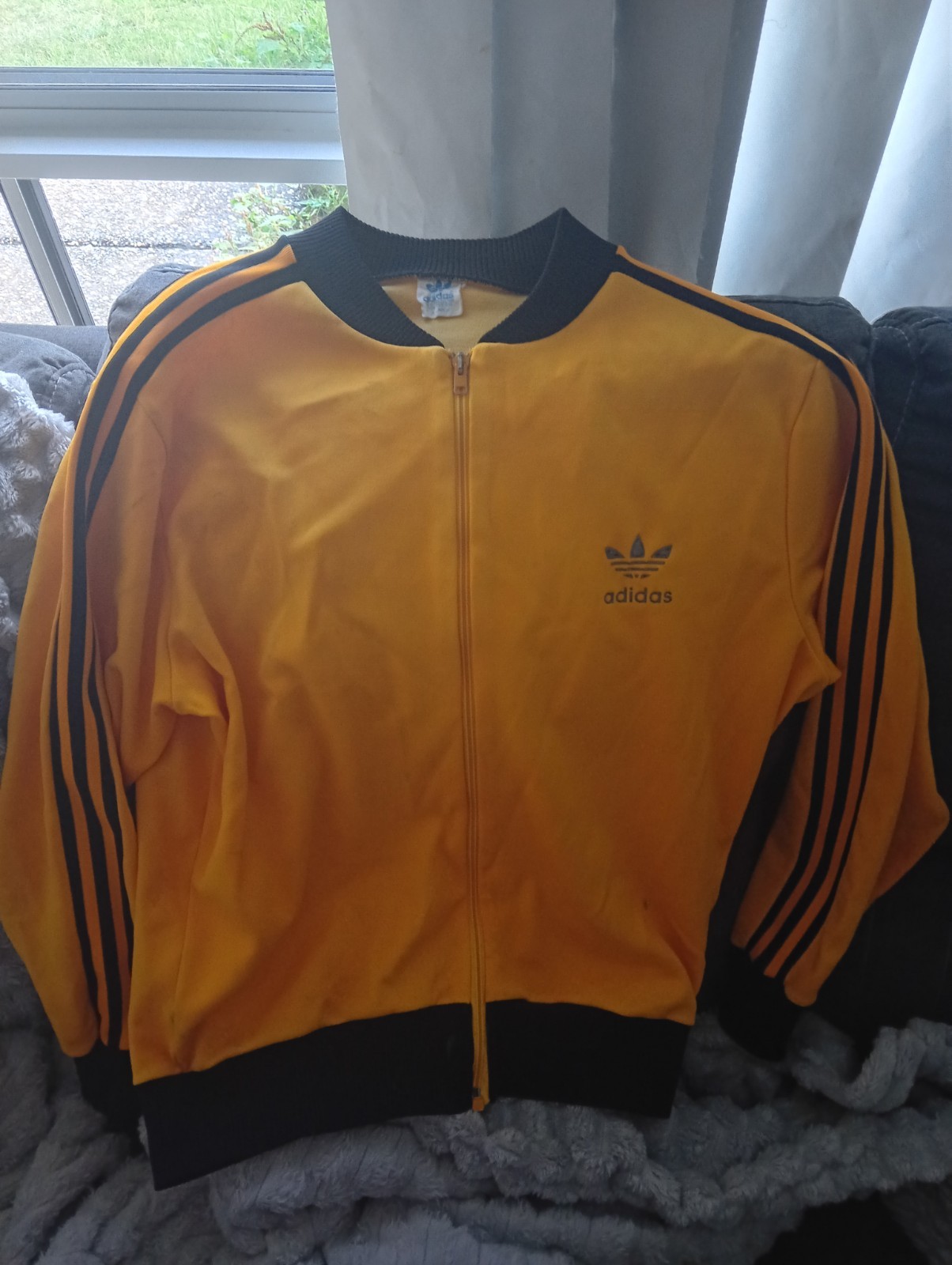 vintage 80’s adidas jumper