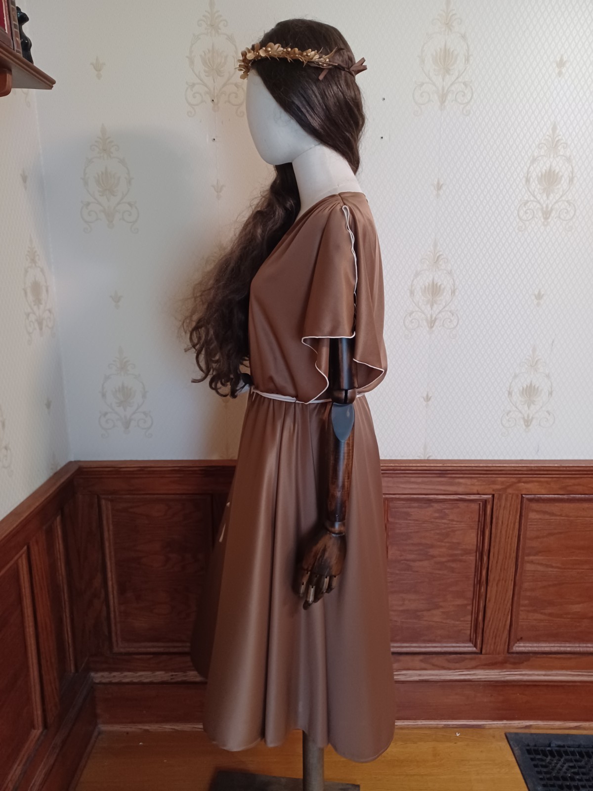 Vintage 1970s Union-Made Brown Flowy Disco Grecian Goddess Dress w/ Rose Brooch