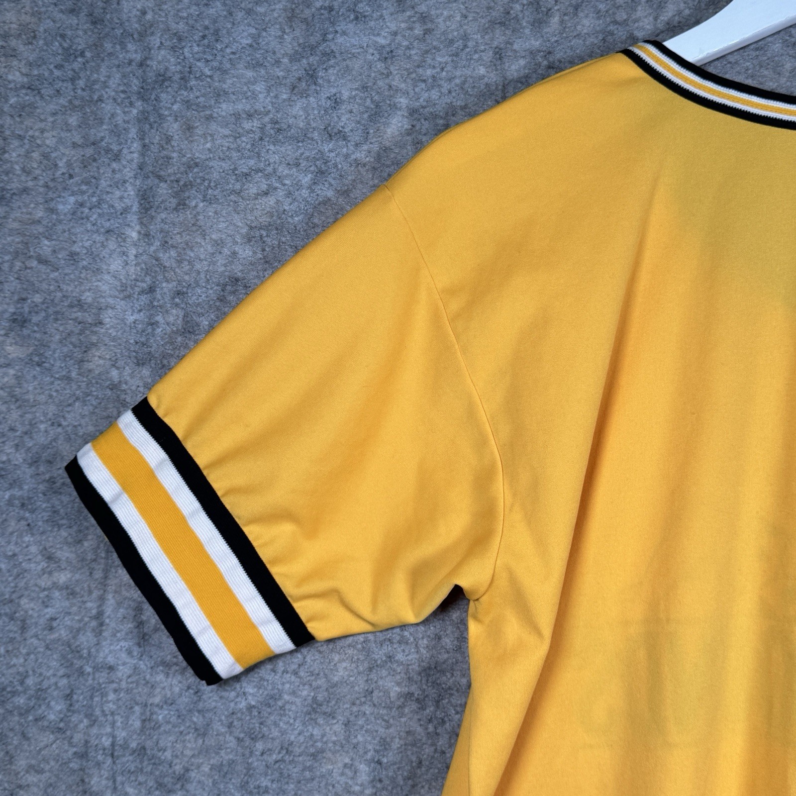 Vintage 80s Felco Baseball Jersey Boozhounds Yellow Mens Size L 21×27 Spud USA