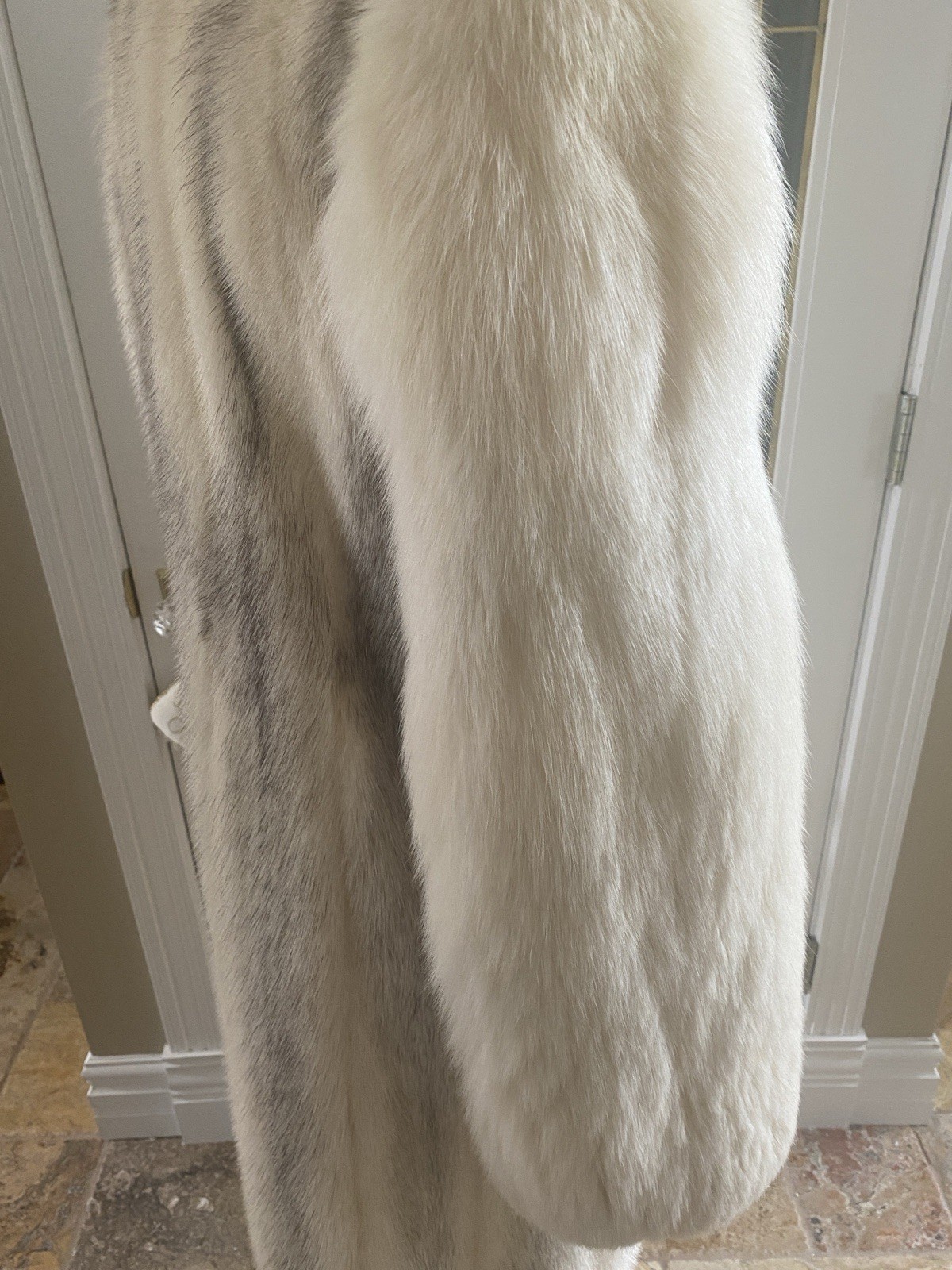 Winter White Full Length Female Mink Coat/Fox Tux Front And Sleeves /W Mink Hat
