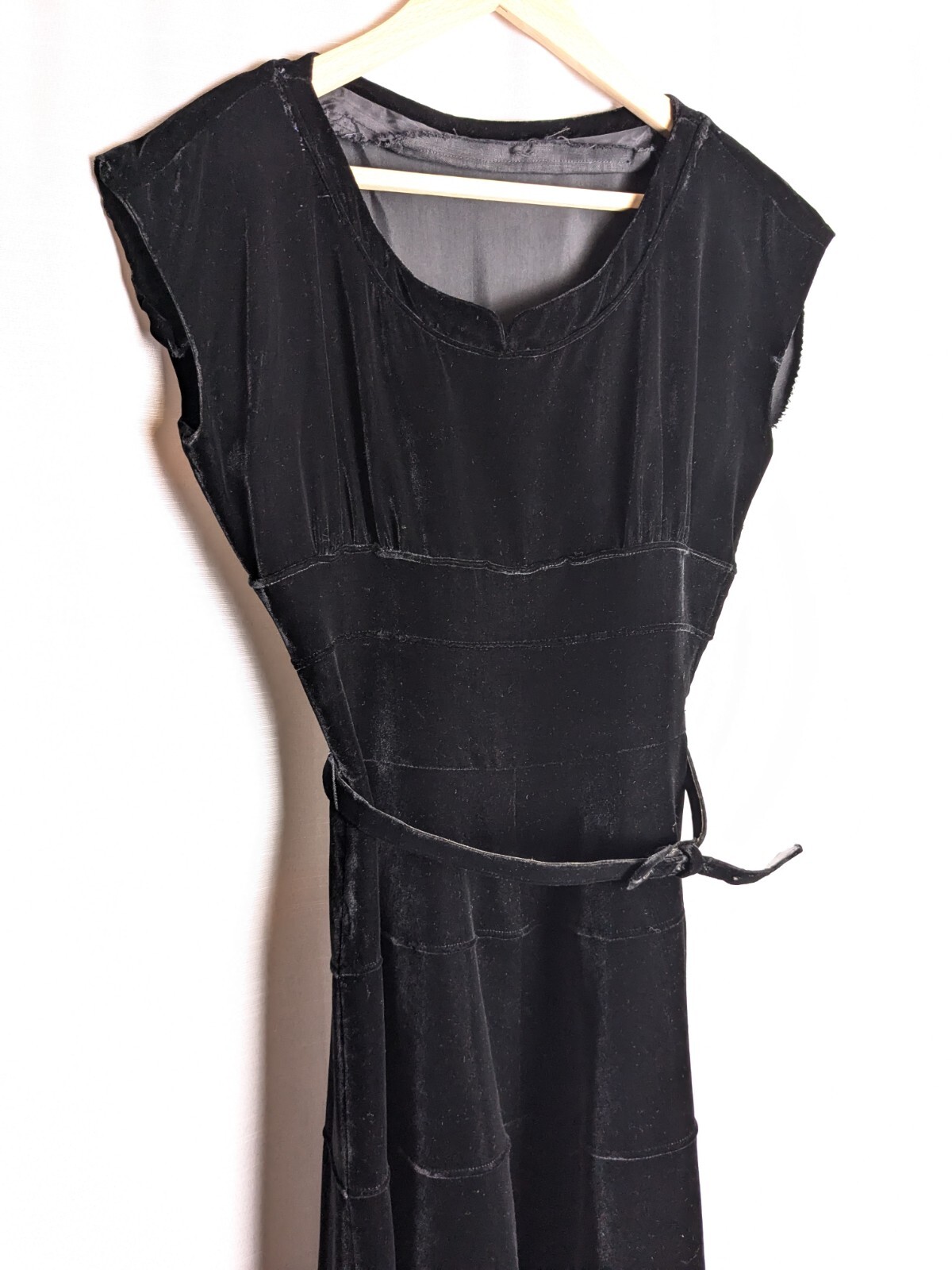 Black Velvet Empire Waist Belted Circle Vintage 1950s Dress