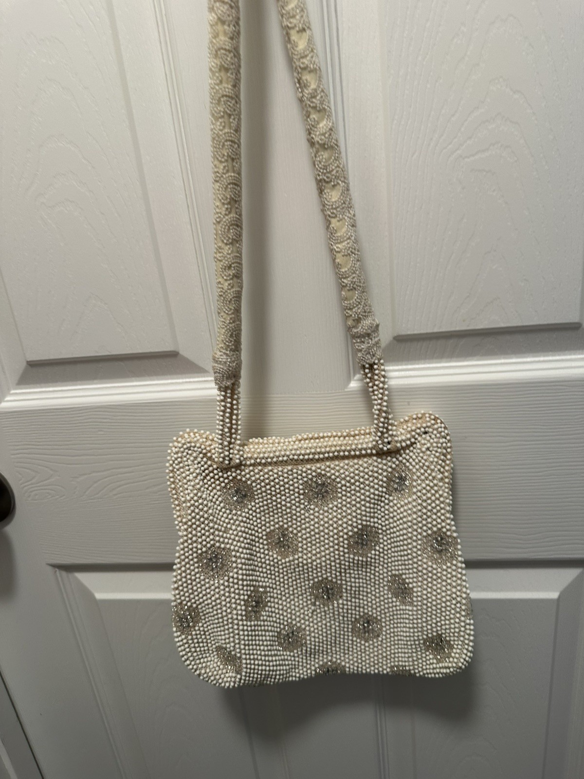 1950’s Bead Vintage Beaded Purse Embroidered Flowers