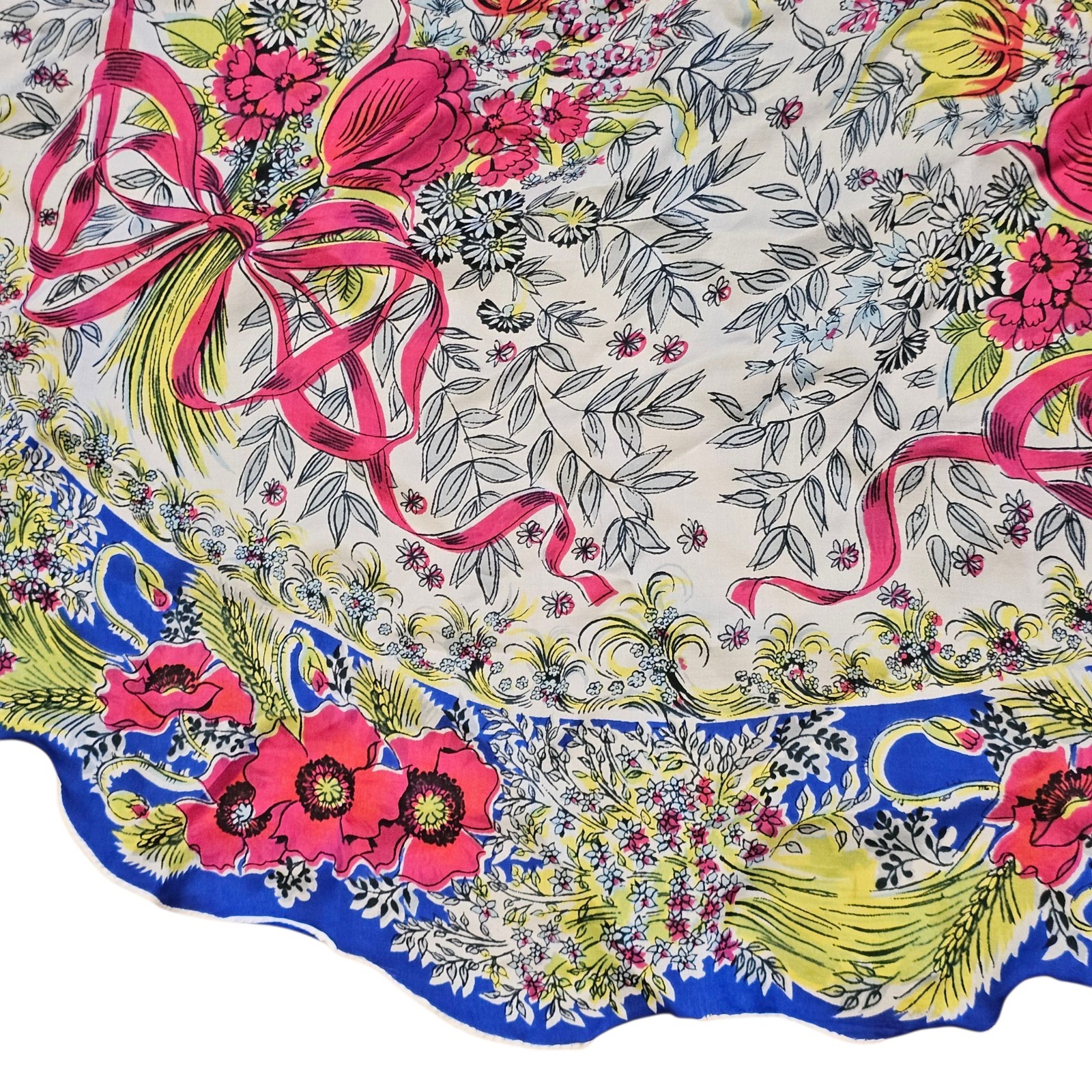 VTG Silk Round Floral Hankerchief Scalloped Edge Blue Pink Rare 40 In Rolled Hem