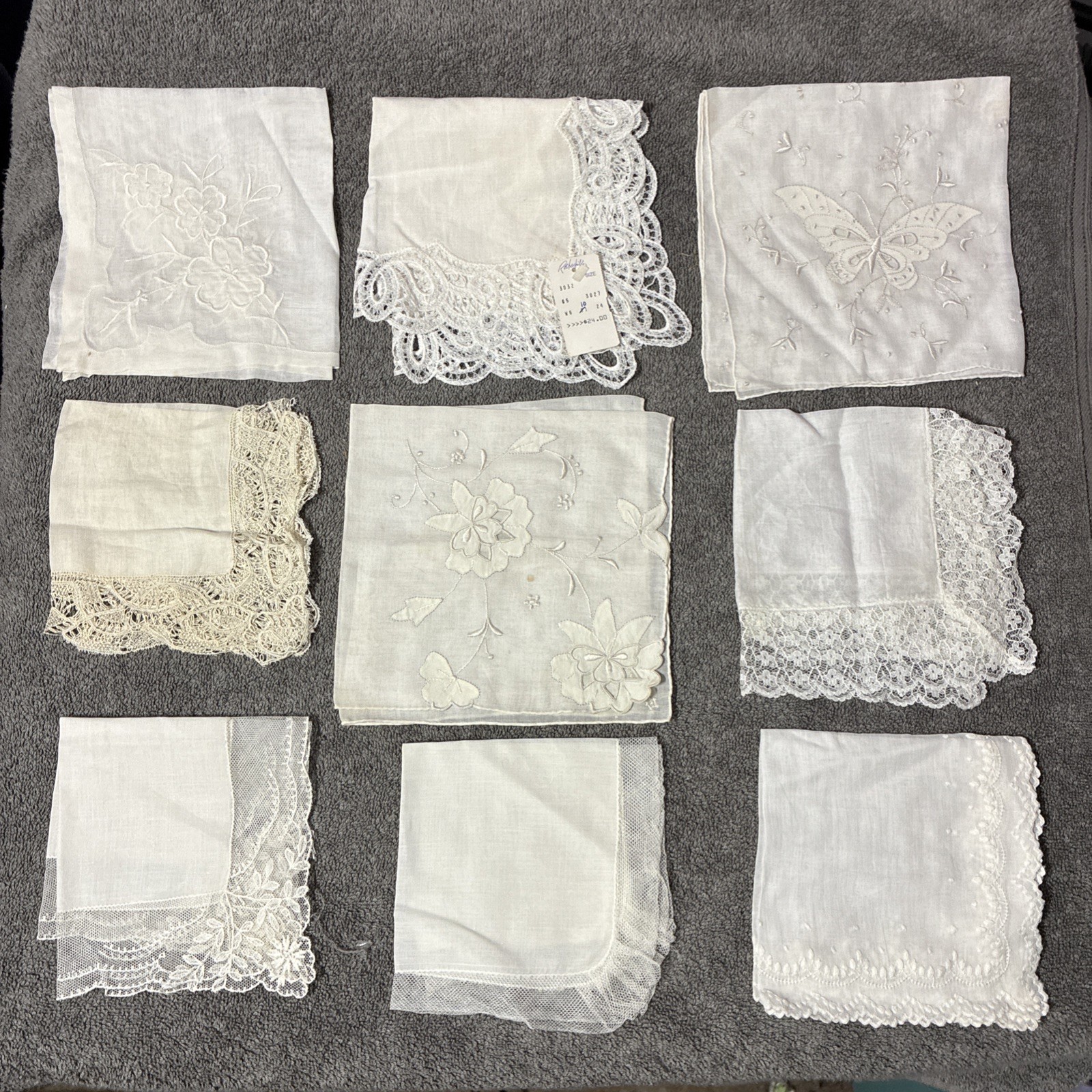 Lot of 45 Vintage Wedding Ladies Hankies Handkerchiefs Lace Embroidered Variety