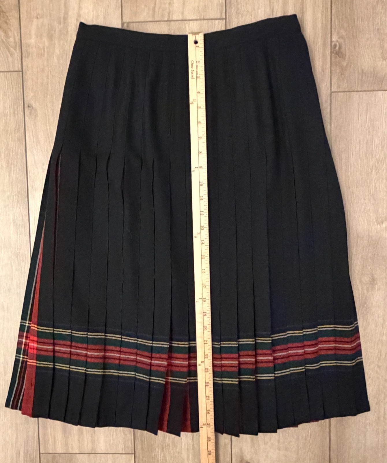 VTG Reversible Scottish Wool Pleated Skirt-Women 28″ Waist-Royal Stewart Tartan