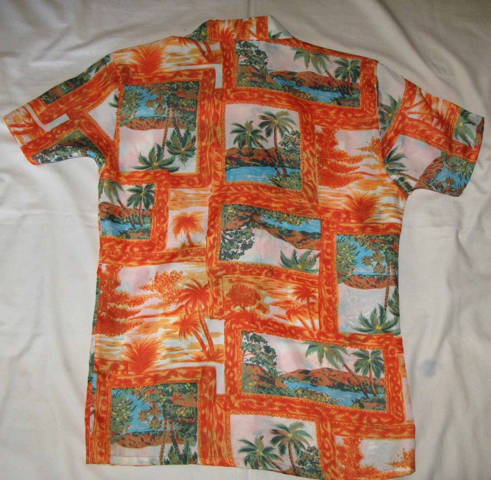 Vintage Waikiki Holiday Hawaiian Shirt Sz S 100% Polyester Korea Made