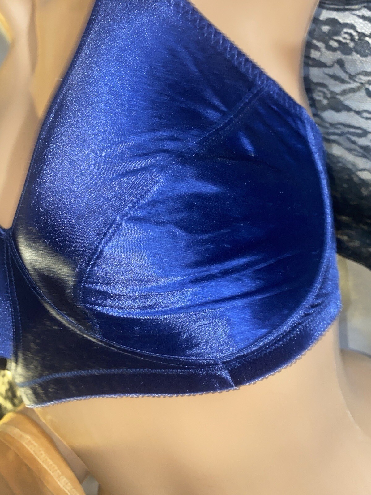 VTG NYLON SEARS 38DD LIQUID BLUE SECOND SKIN Shiny NO Uw GLAM SISSY BRA T SHIRT