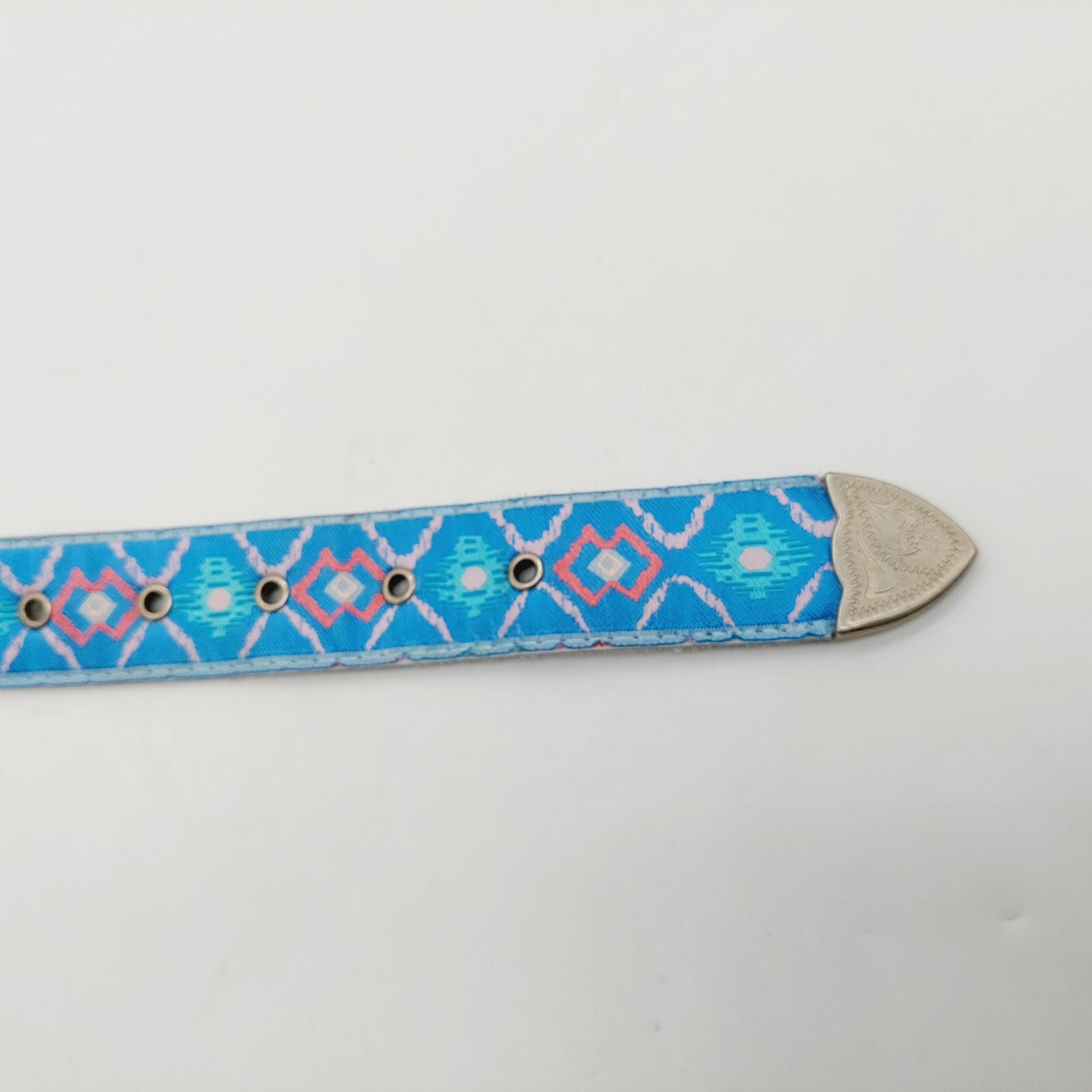 Nuovo Blue Southwestern Aztec Belt Silver Accents 32″ Long Size 9 Vintage