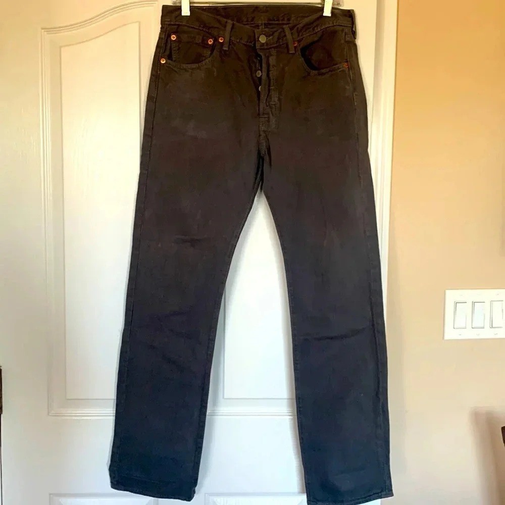 Mens LEVIS 501 31×32 in grey with some wear but very cool