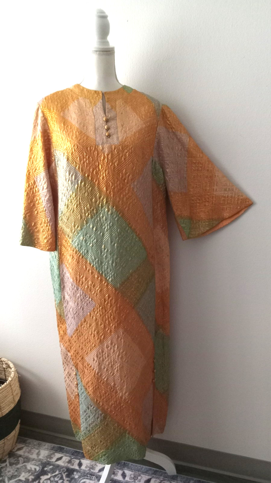 60s Dynasty Hong Kong Brocade Jacquard Silk Hostess Gown Pockets Neiman Marcus