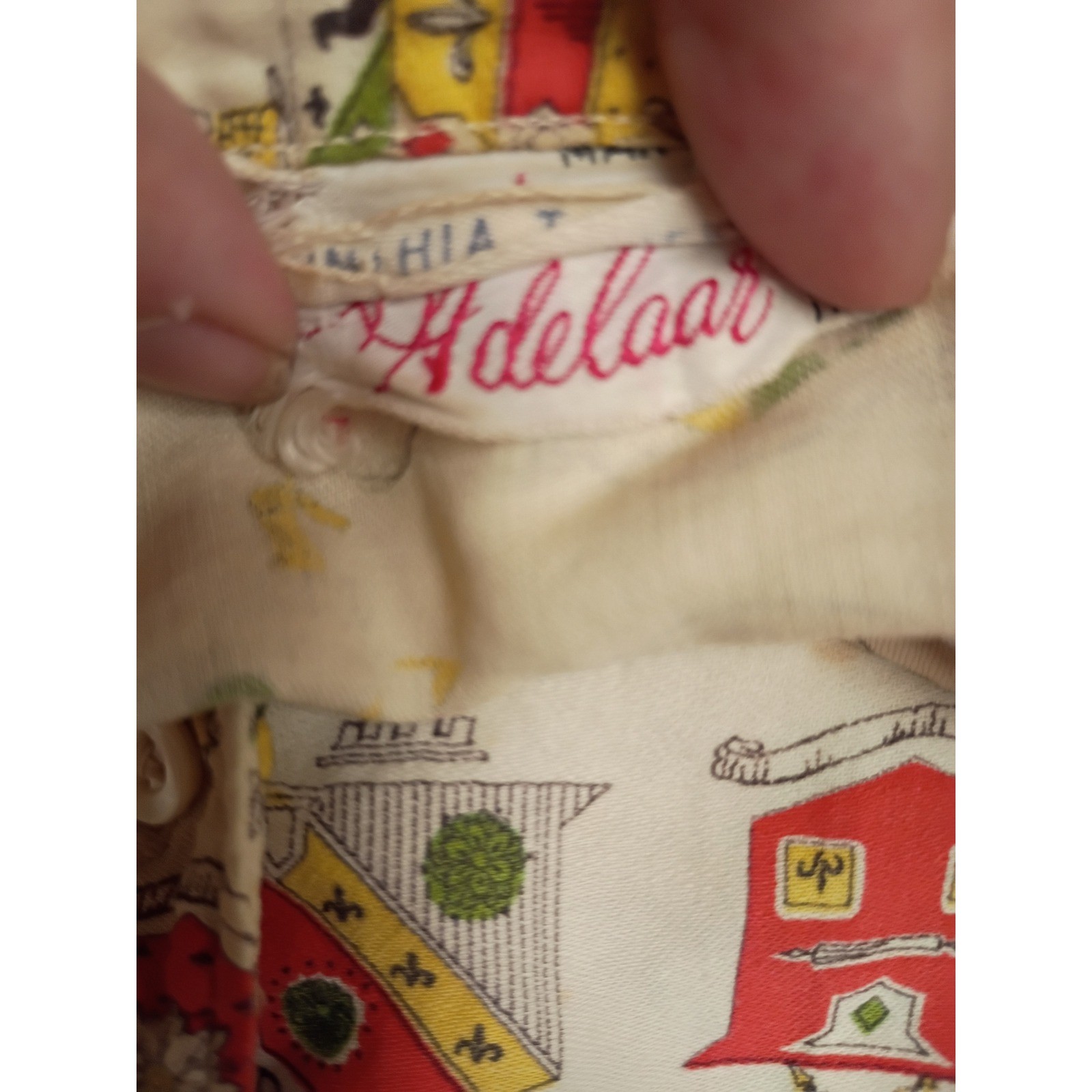 Adelaar Vintage Novelty Print Shirt Women Medium Cream Heraldic Crest 3/4 Sleeve