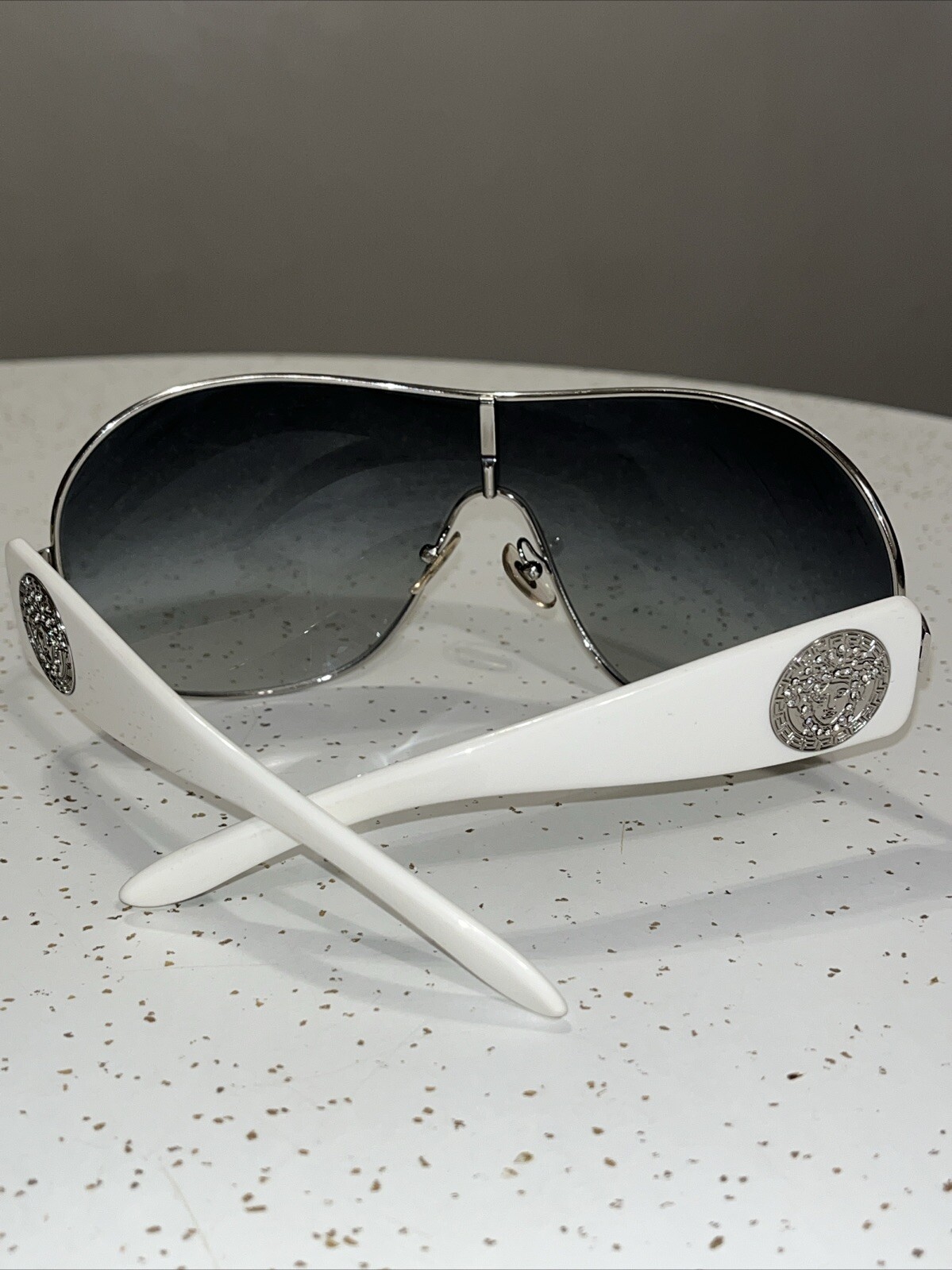 vtg VERSACE MEDUSA LOGO SHIELD SUNGLASSES #2061-B 1000/8G 125mm Silver White