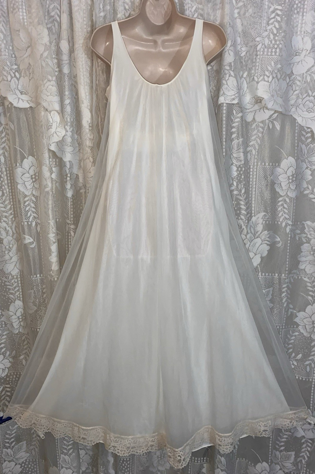 VTG M L INTIME Bridal Ivory Db Sheer Chiffon Peignoir Robe Nightgown Gown Set