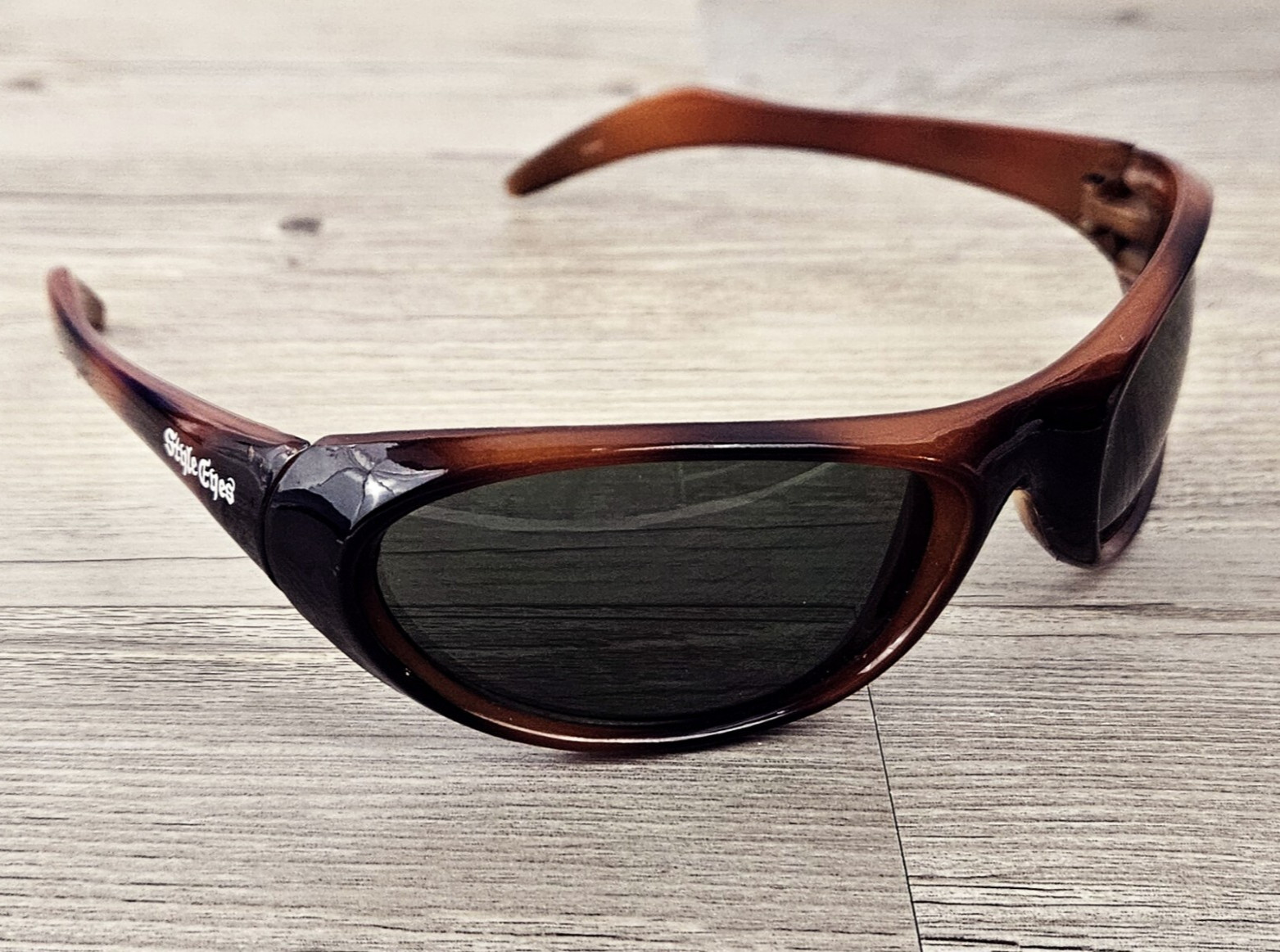 Style Eyes Sunglasses Vintage Adult Unisex Tortoise Sport/Wrap Style Sun Glasses