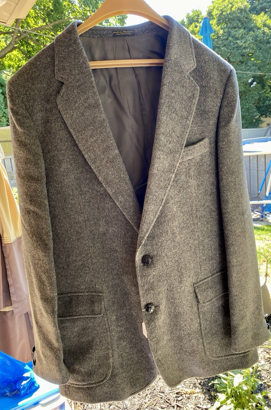 VINTAGE MENS BLAZER Size 43L MADE IN ROMANIA 100% Pure Wool