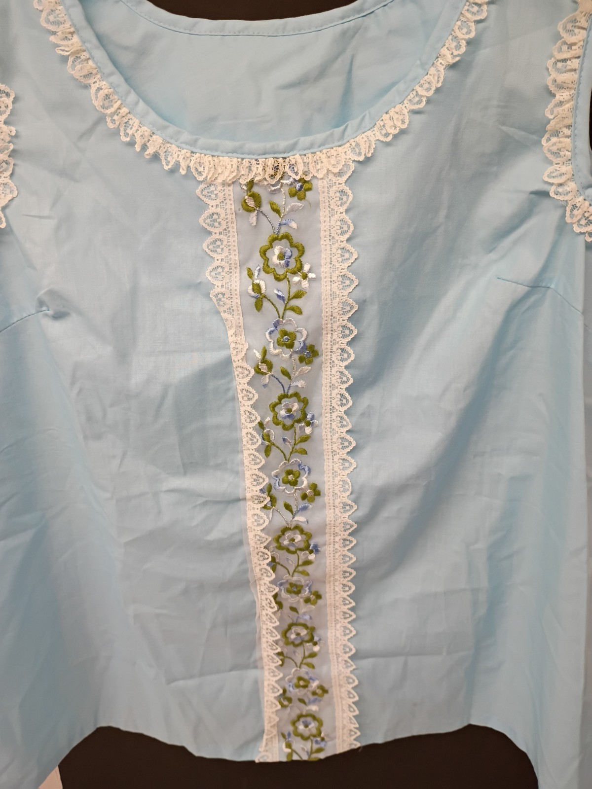 Women’s Blue Nylon Floral Embroidered Lace Tank Top Scoop Neck M Made In USA VTG