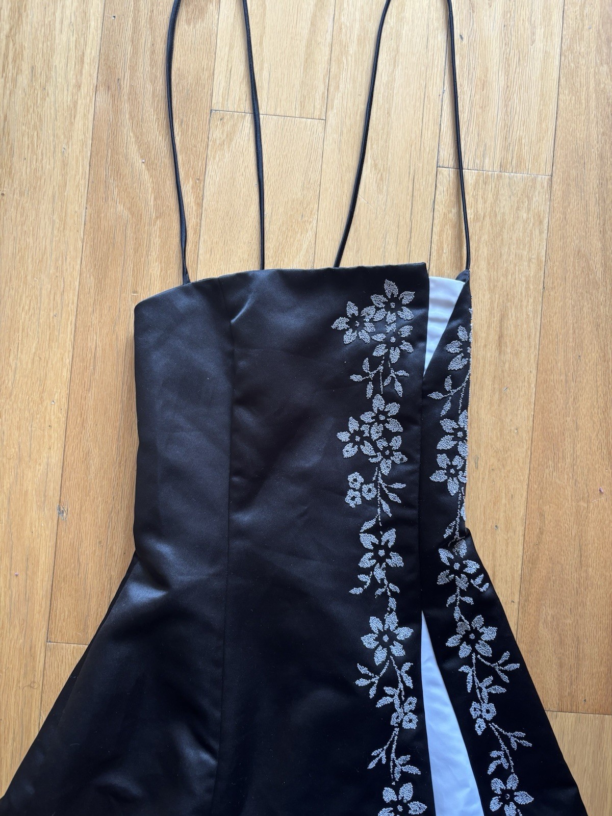 Bedazzled Debut Vintage 90s Black and White Prom Formal Evening Dress