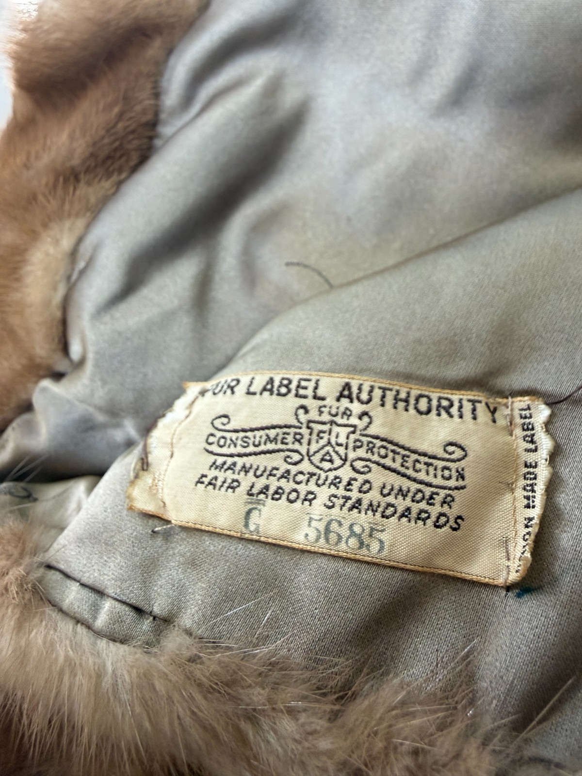 Vintage Real Mink Fur Stole Wrap Capelet Monogrammed Mid Century Hollywood Glam