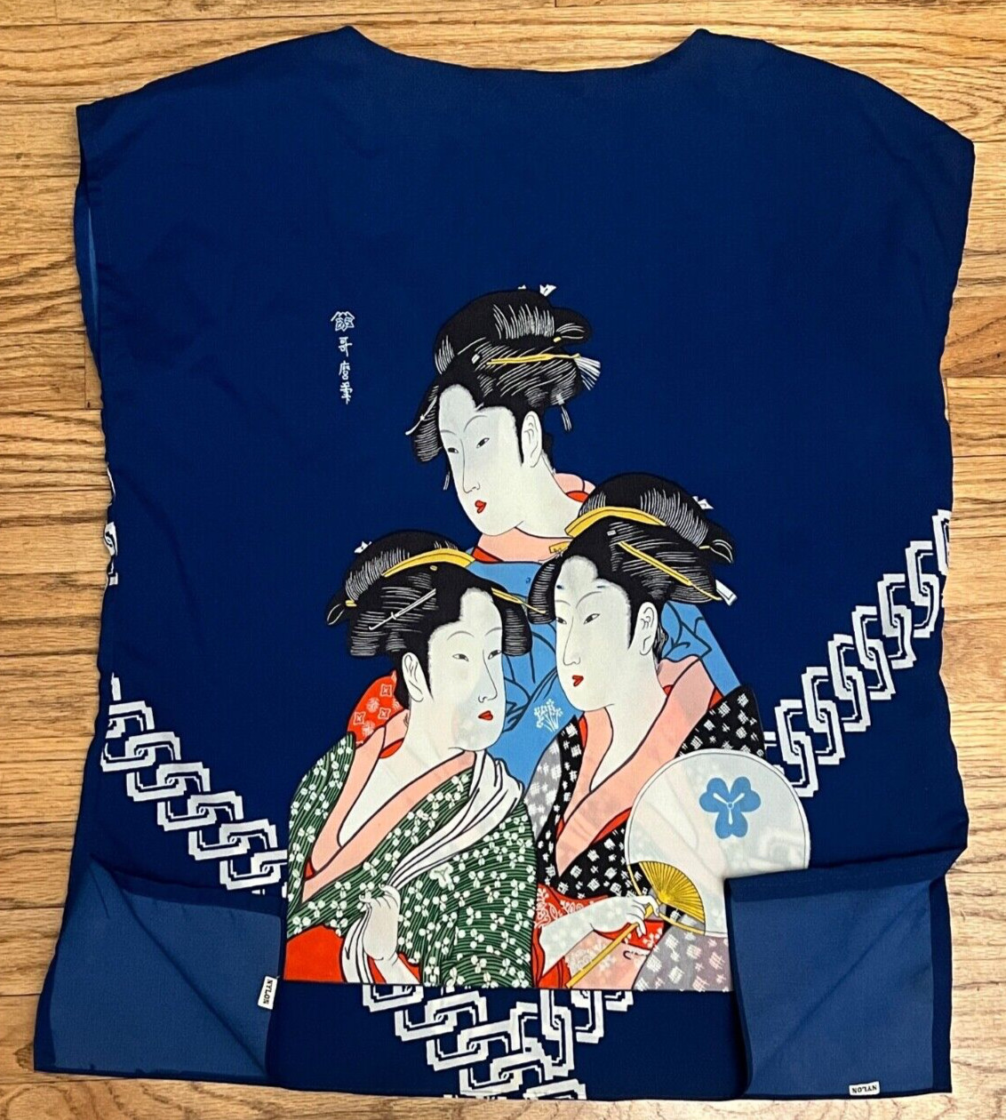 Vintage 1980s Japanese Womens 3 Geisha Nylon Shirt Dark Blue Size Medium