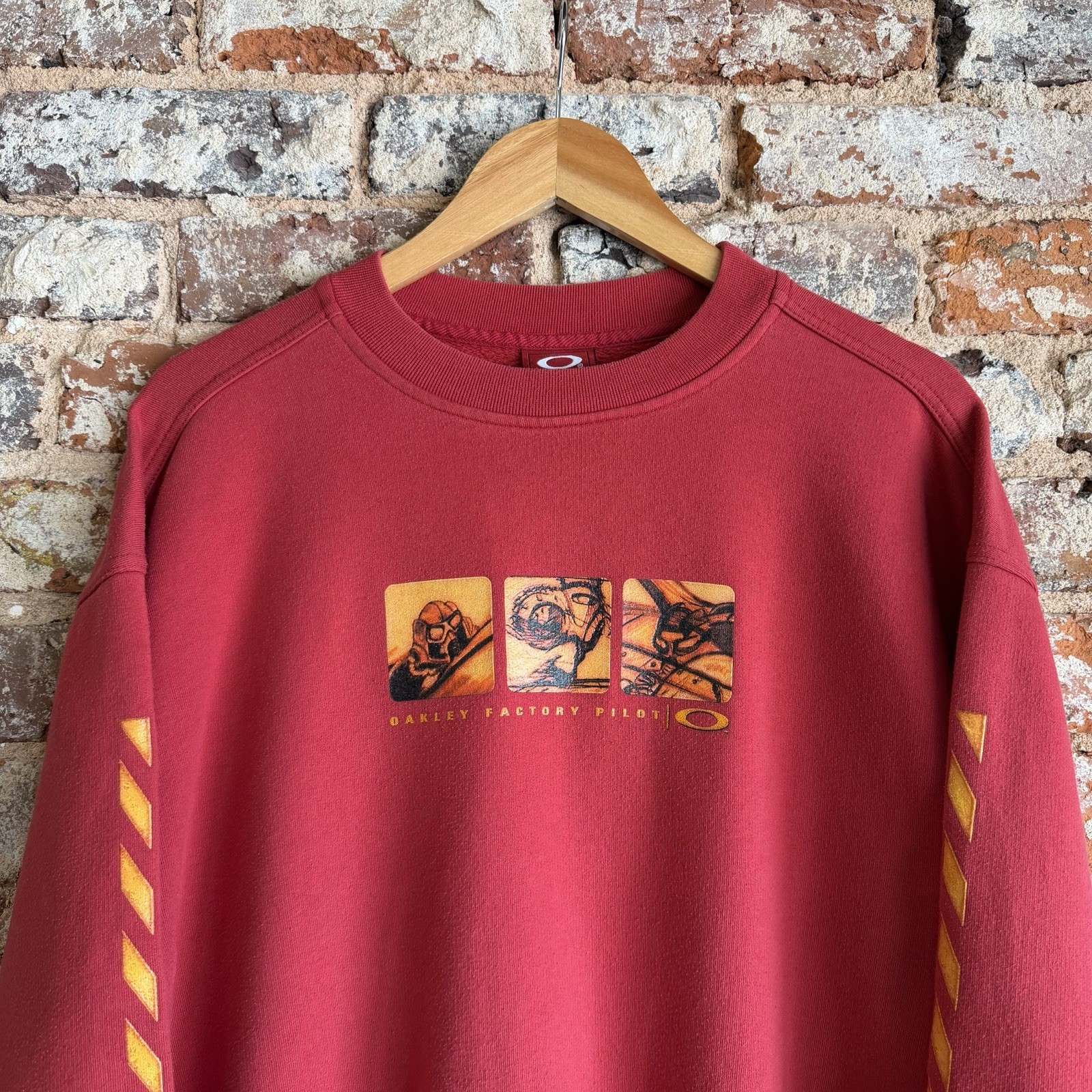 Vintage 90s Oakley “Factory pilot” Sweatshirt Size S