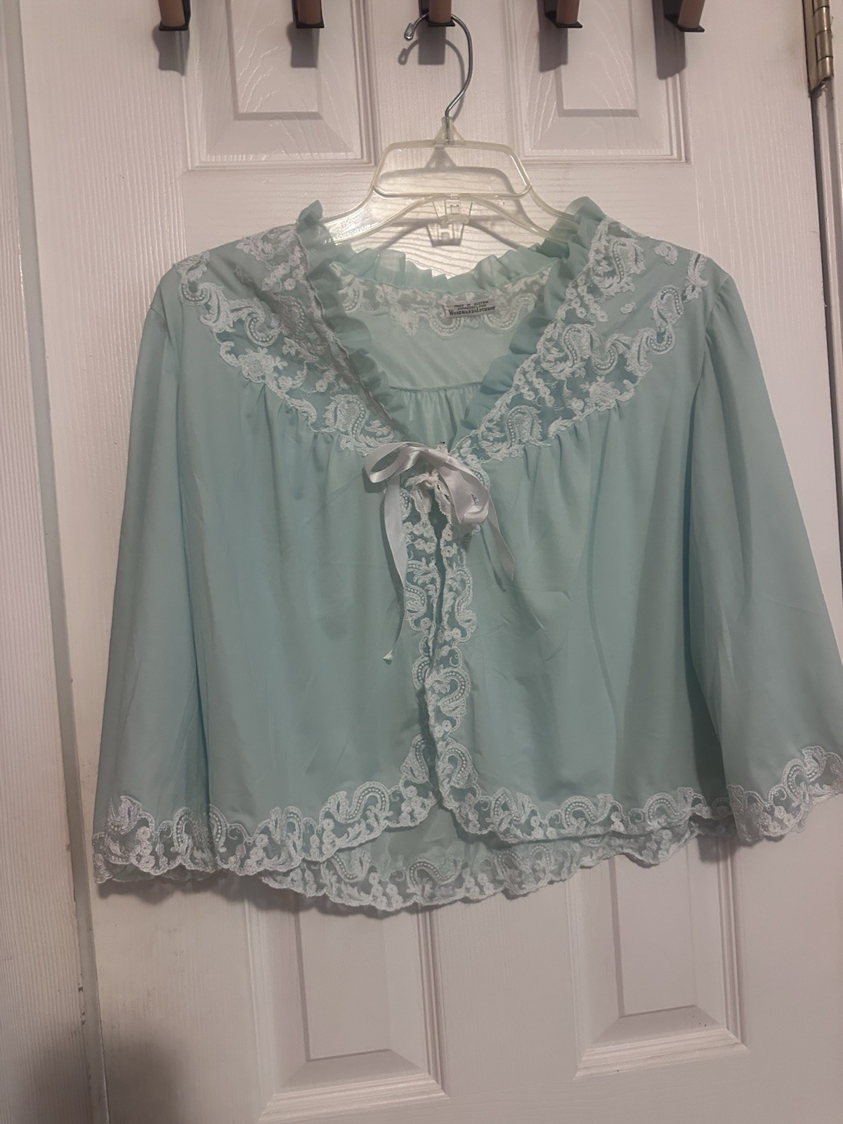 Vintage Woodard & Lorthrop Ladies Bed Jacket Made In Austria