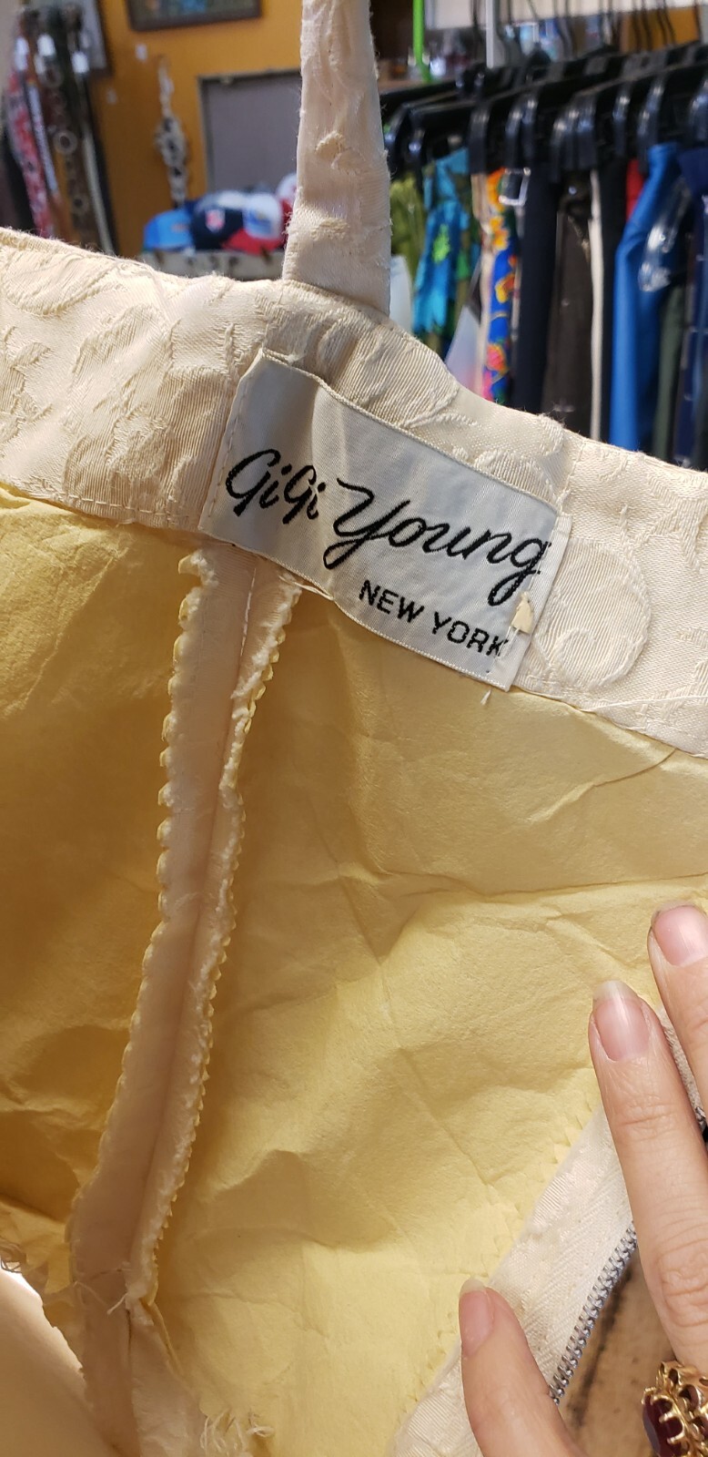 Vintage 1950’s GIGI YOUNG white brocade Formal New Look Party Dress Fit & Flare