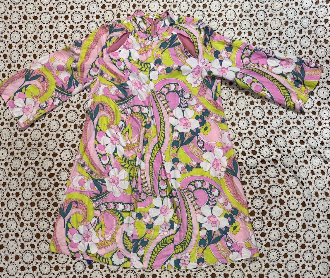 Vintage 60s 70s Vibrant Psychedelic Paisley Floral Dress Go Go Hippie Club