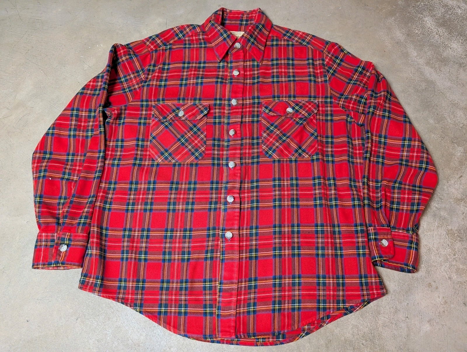 Vintage Men’s Sears Perma-Prest Fieldmaster Red Plaid Shirt Size LG 16-16 1/2