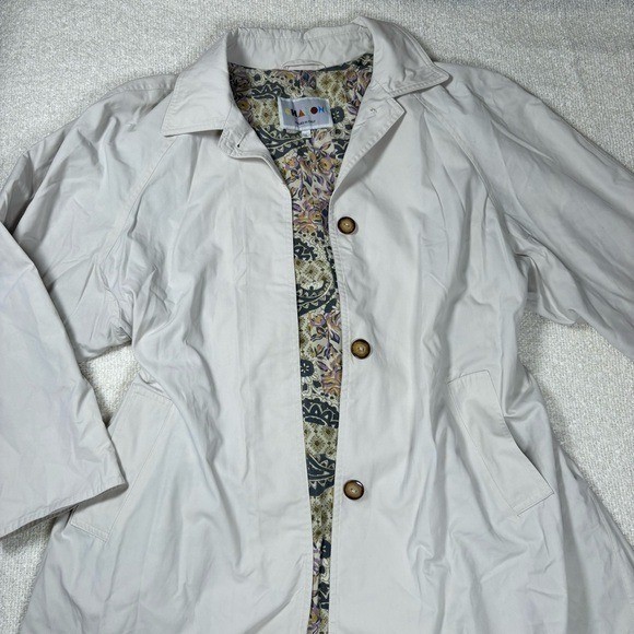 vintage italian boutique chalon styled in italy cream trench coat old money rare