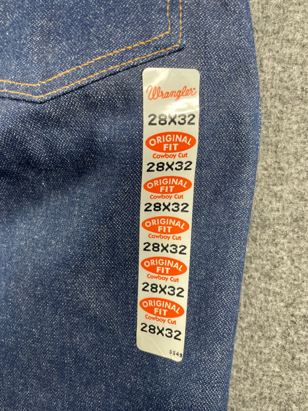 Vintage Wrangler Jeans Mens 28×32 90’s Deadstock Cowboy Cut 13MWZ Made in USA OG